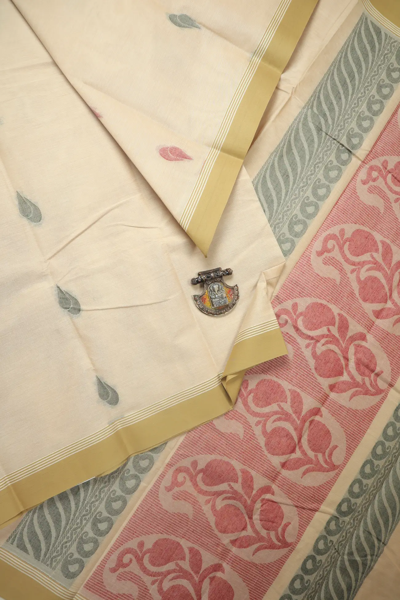 ivory-sangu-poo-coimbatore-cotton-saree-cbe000550-a
