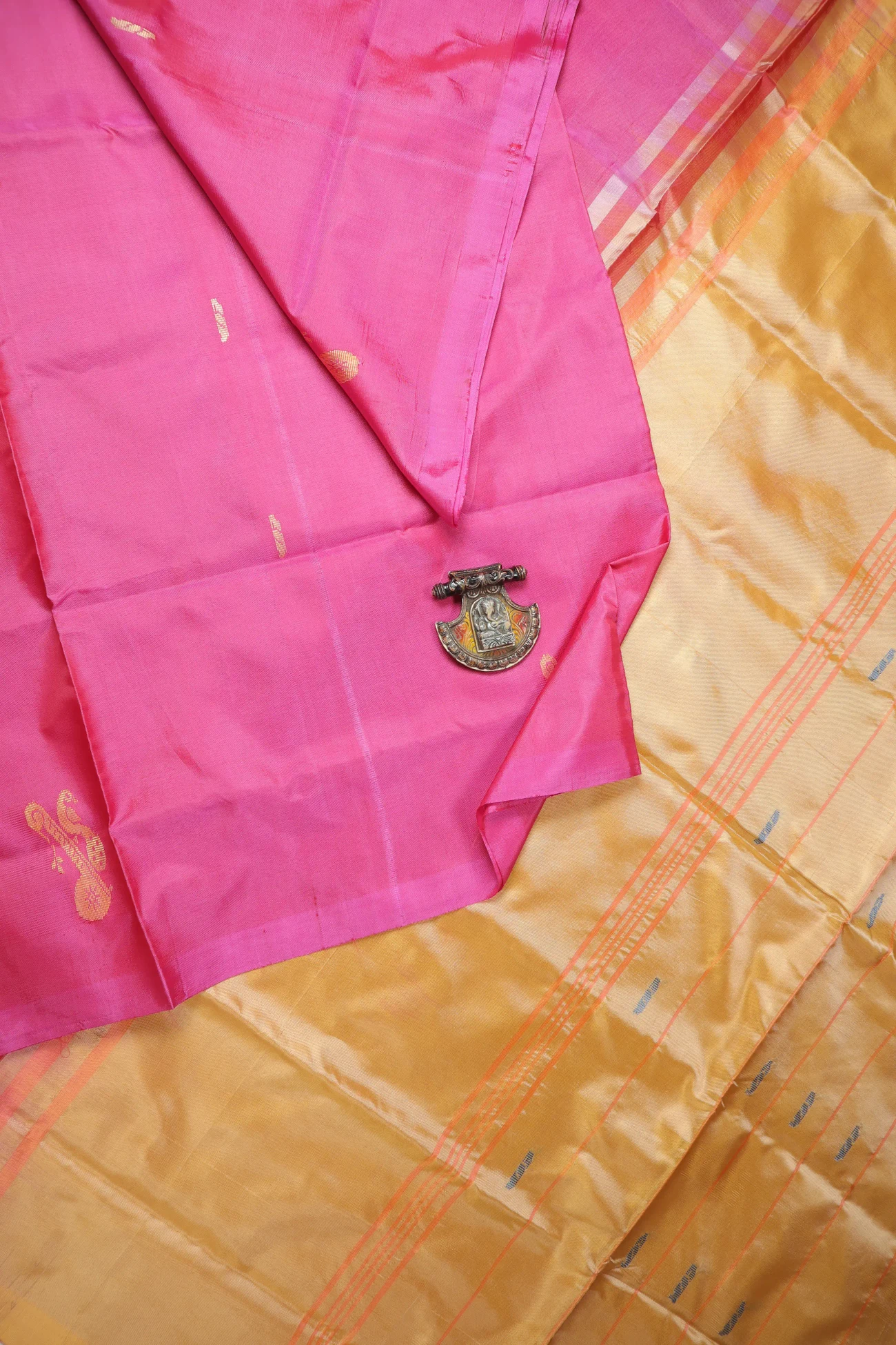 deep-pink-peacock-banana-pith-silk-saree-bps000597-a