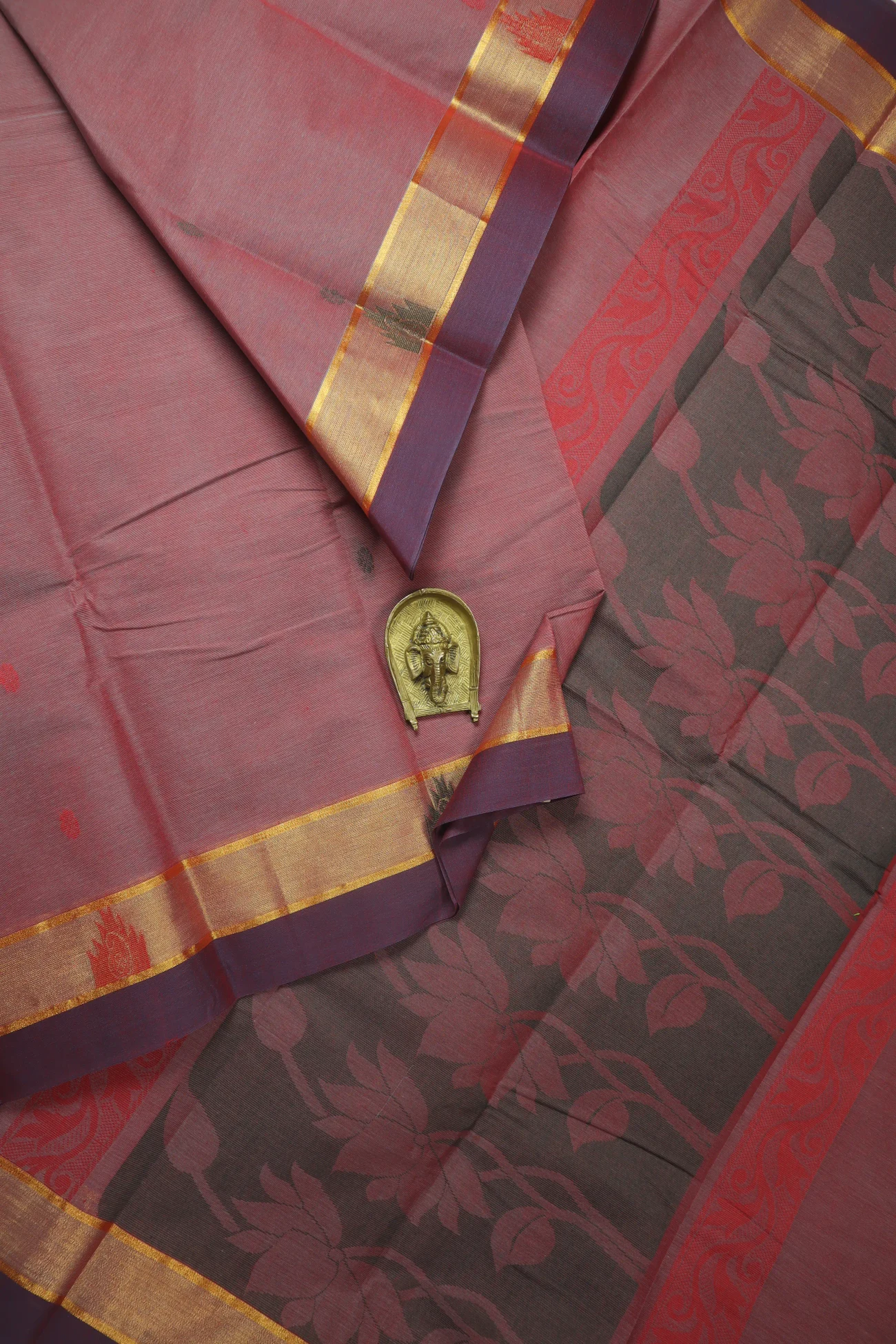 rosy-brown-flower-thalampoo-reku-coimbatore-cotton-saree-cbe000503-a