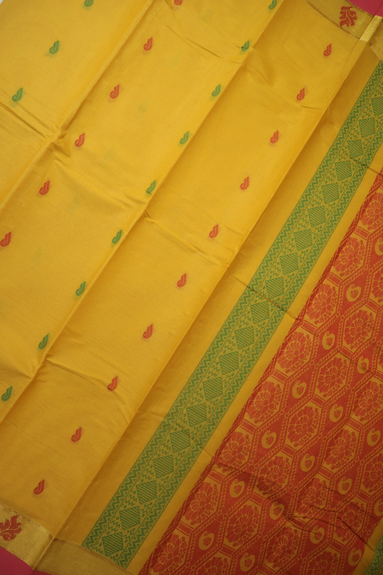 yellow-flower-coimbatore-cotton-saree-cbe000509-c