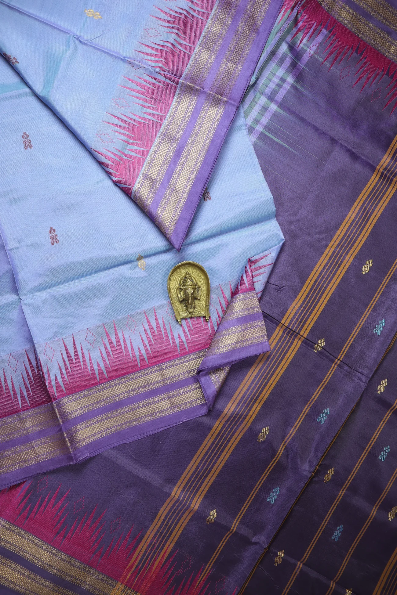 light-sky-blue-thalampoo-reku-banana-pith-silk-saree-bps000607-a