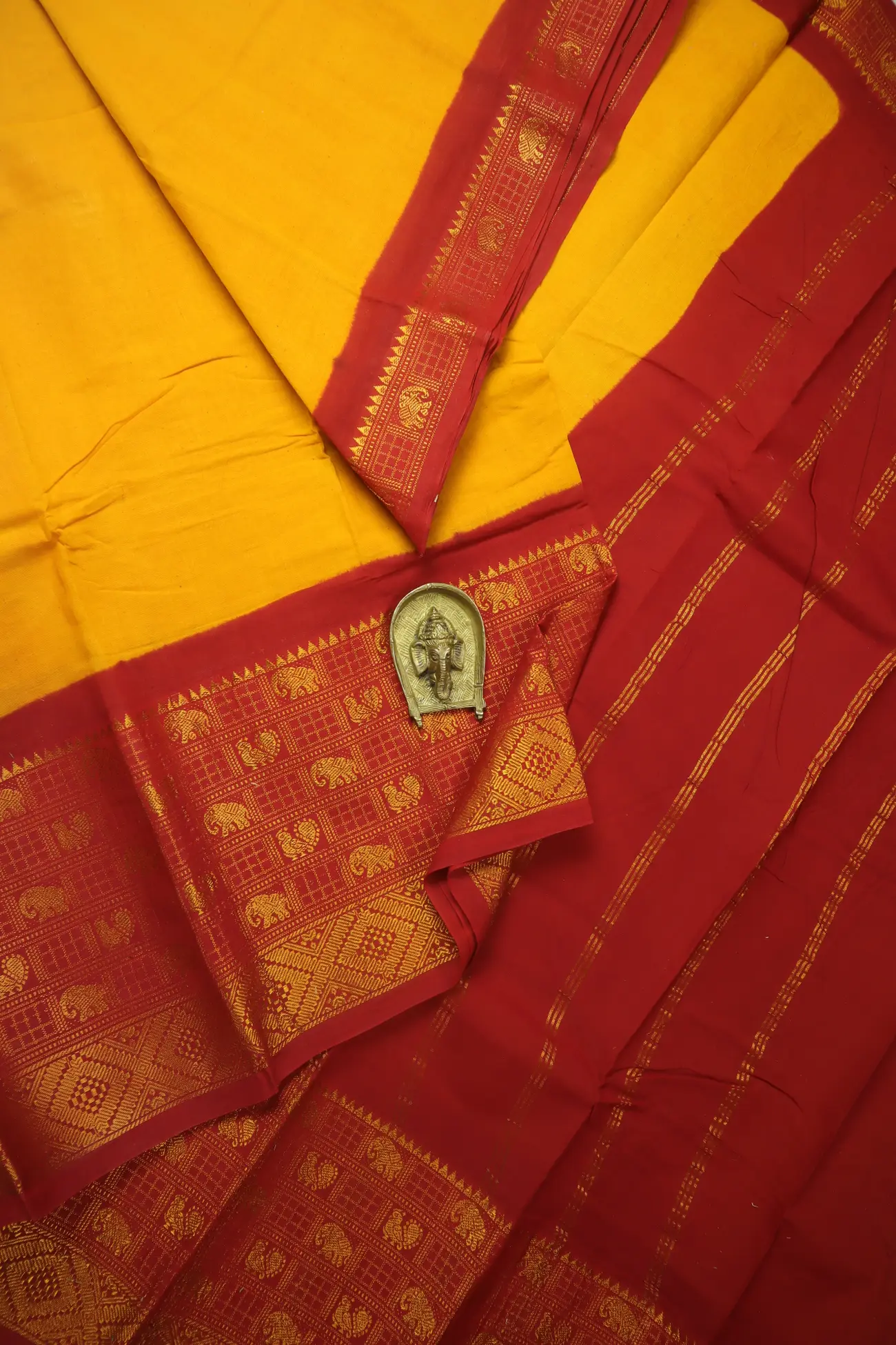 orange-elephant-peacock-madurai-sungudi-saree-ss006355-a