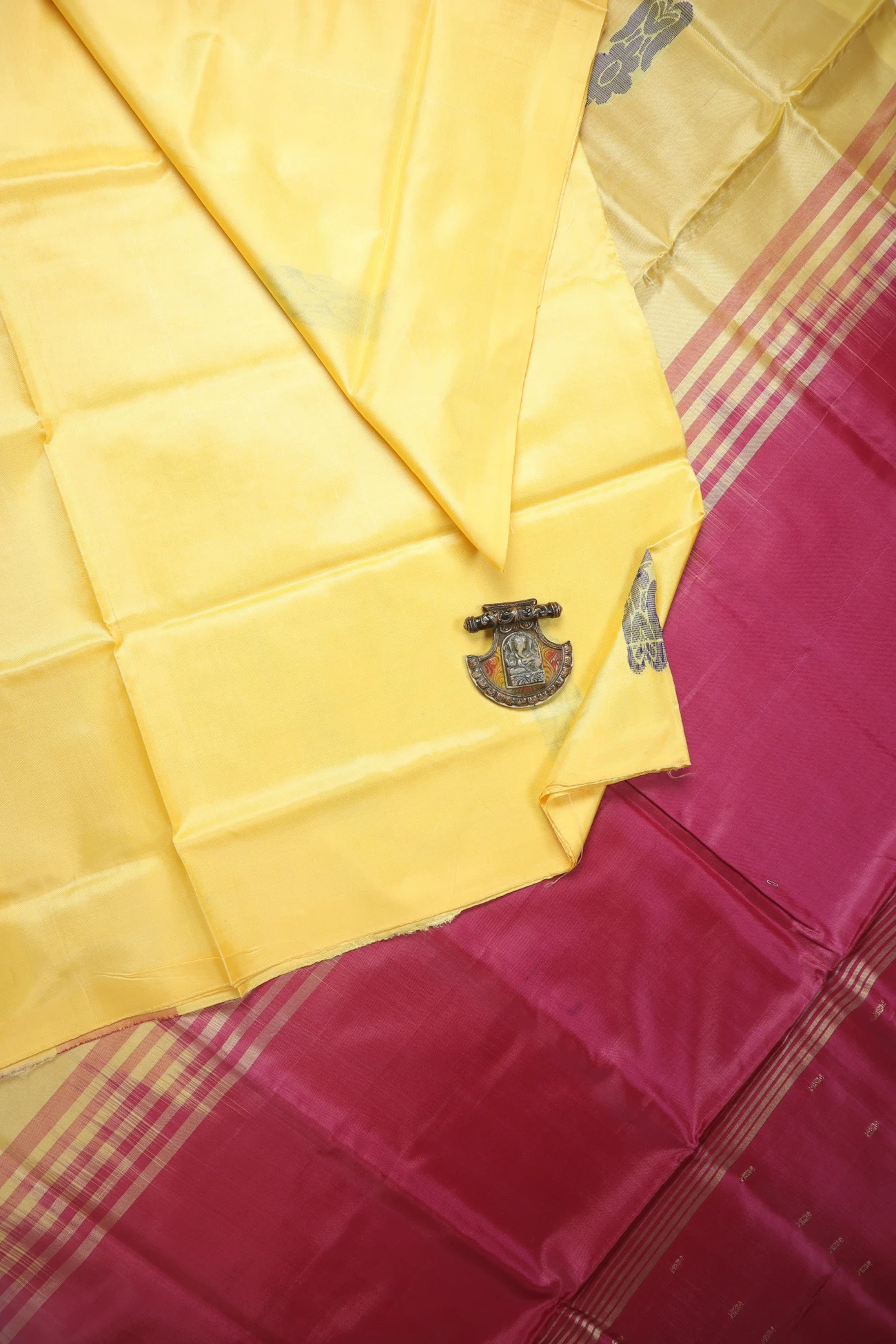 pink-flower-banana-pith-silk-saree-bps000579-a