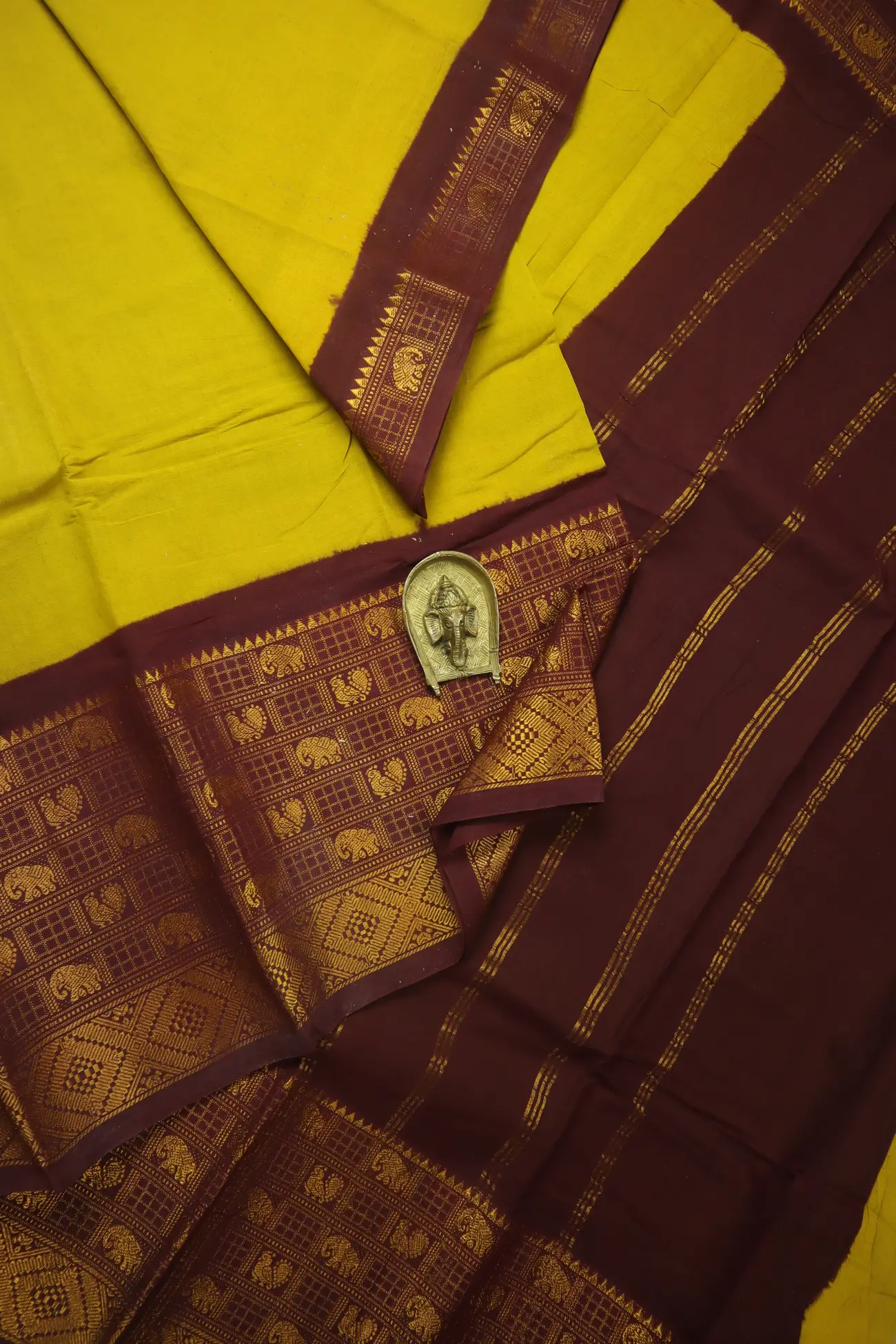 mustard-elephant-peacock-madurai-sungudi-saree-ss006358-a