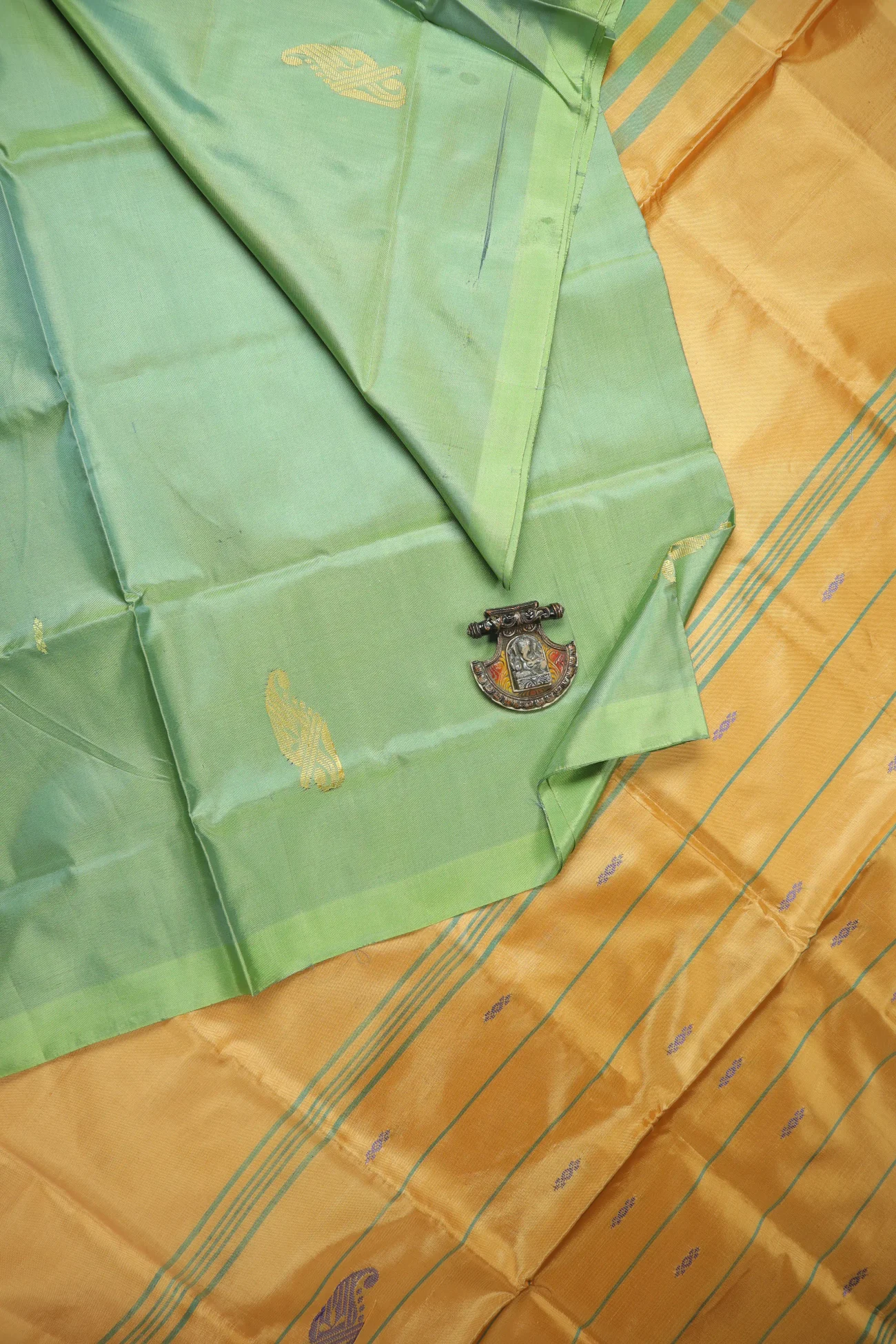 pista-green-mango-banana-pith-silk-saree-bps000593-a