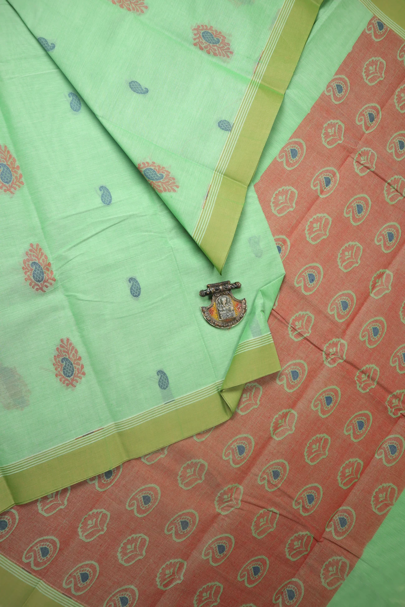 pale-green-flower-mango-coimbatore-cotton-saree-cbe000541-a