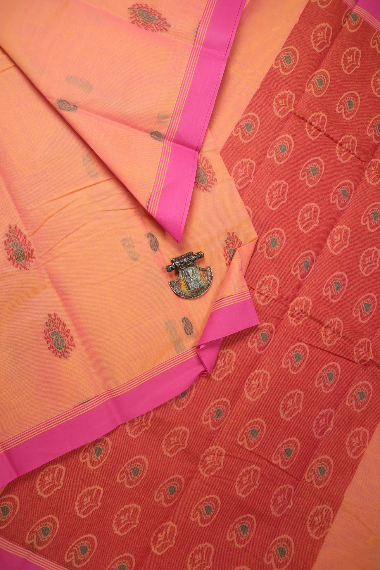 coral-flower-mango-coimbatore-cotton-saree-cbe000524-a