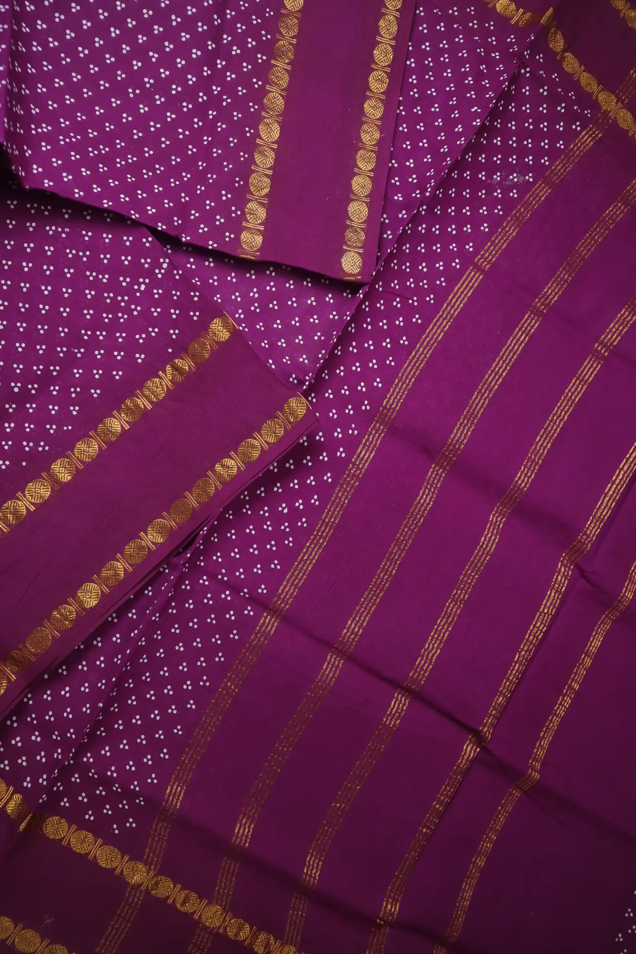 magenta-rettai-pettu-ruthratcham-madurai-sungudi-saree-ss006373-b