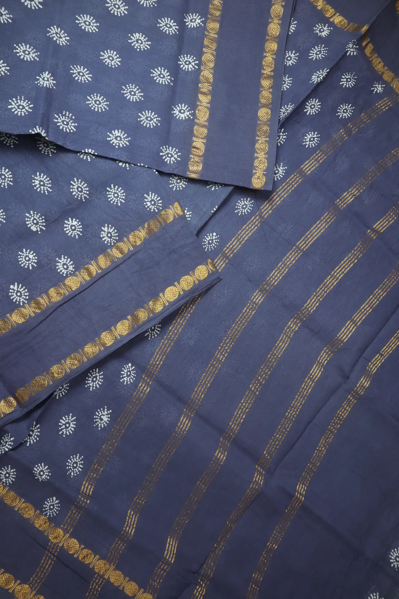 light-steel-blue-rettai-pettu-ruthratcham-madurai-sungudi-saree-ss006365-b