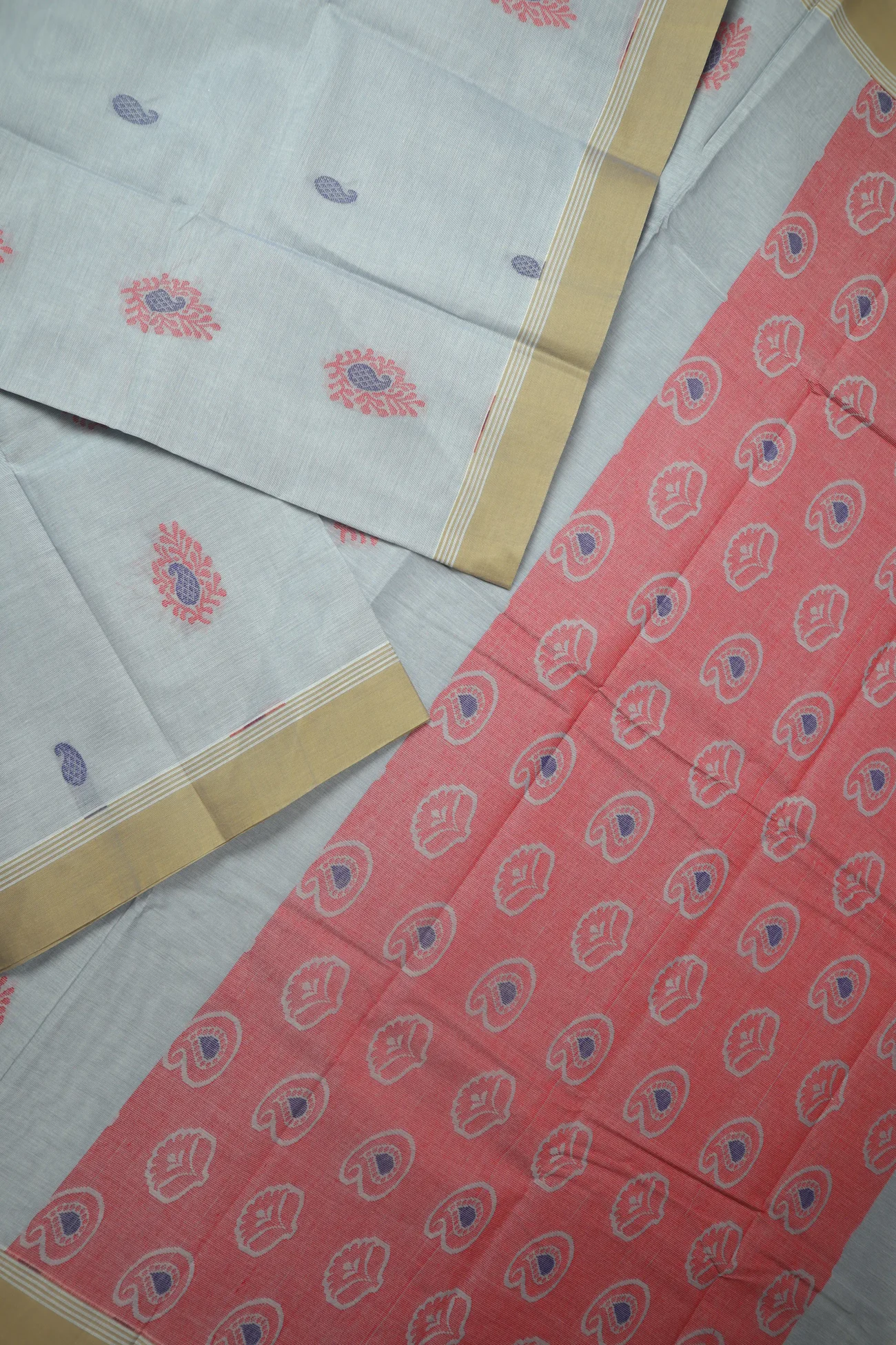 gray-flower-mango-coimbatore-cotton-saree-cbe000543-b