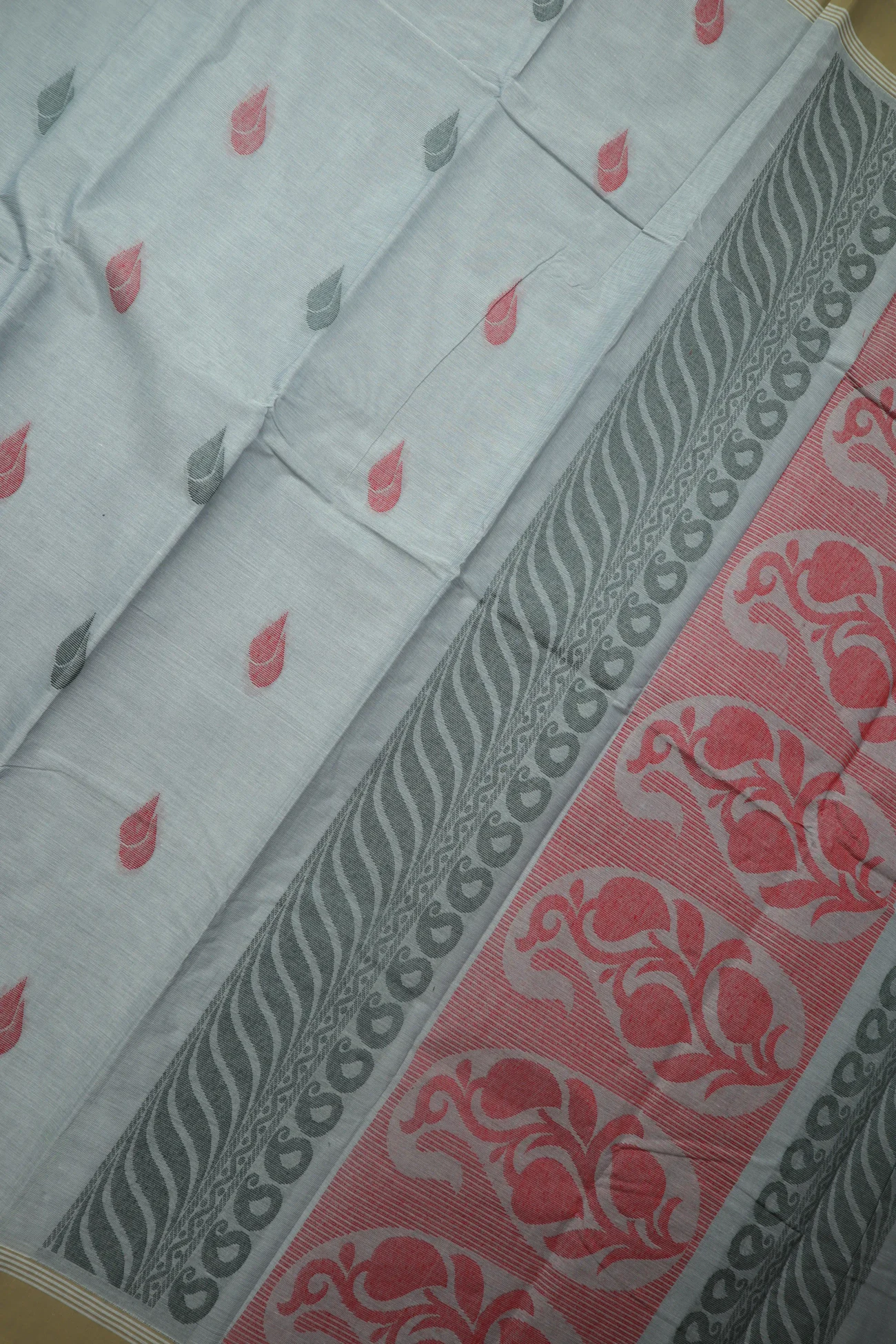 gray-flower-mango-coimbatore-cotton-saree-cbe000543-c