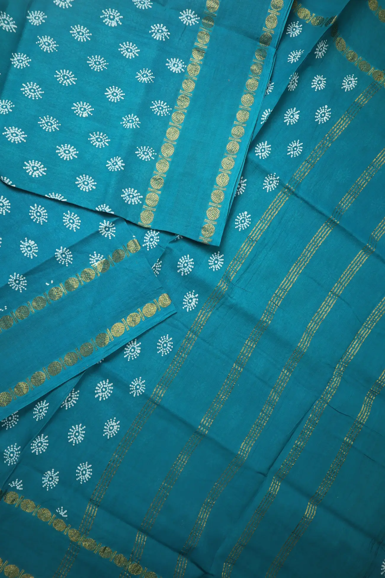 teal-rettai-pettu-ruthratcham-madurai-sungudi-saree-ss006374-b