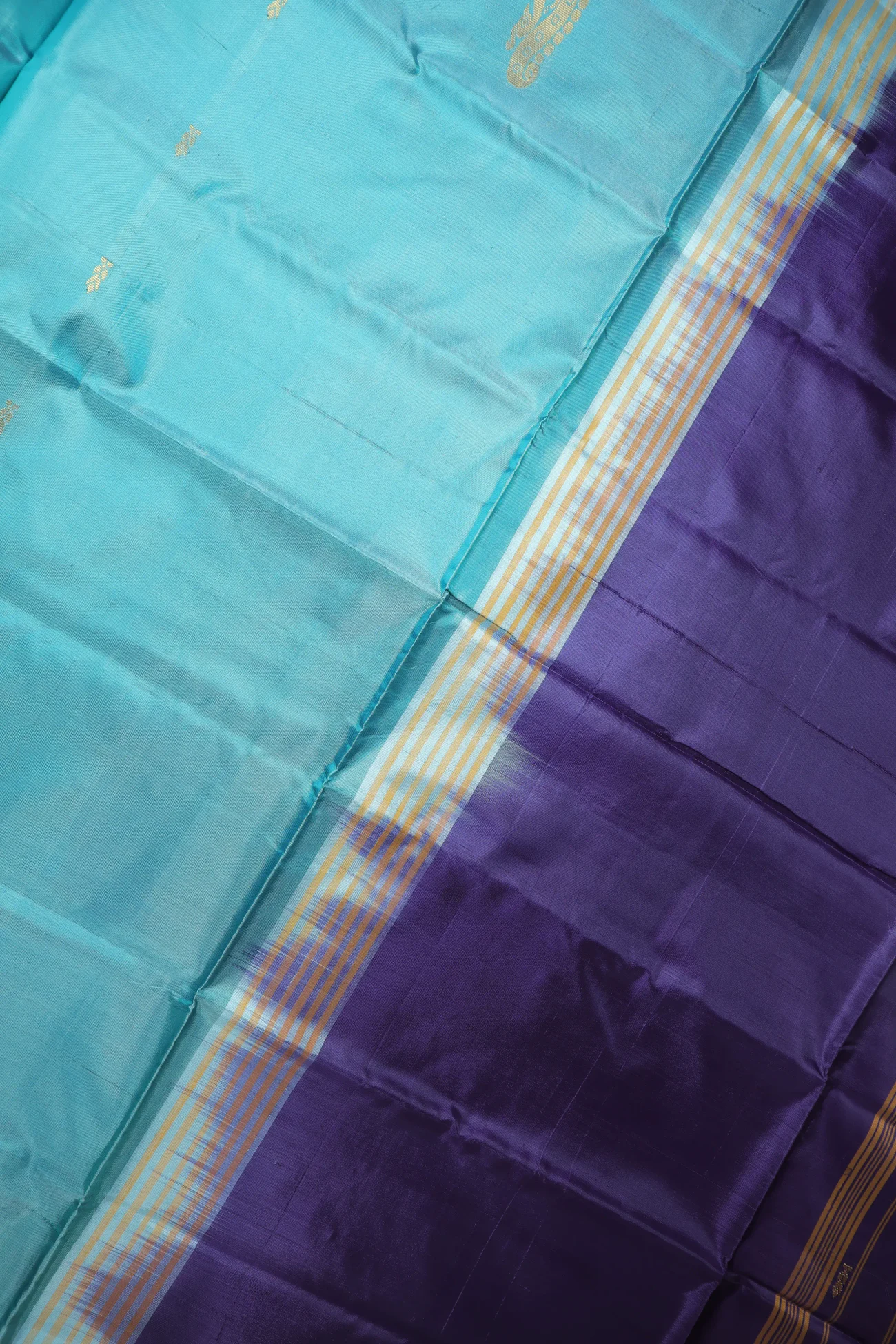 blue-peacock-banana-pith-silk-saree-bps000581-c