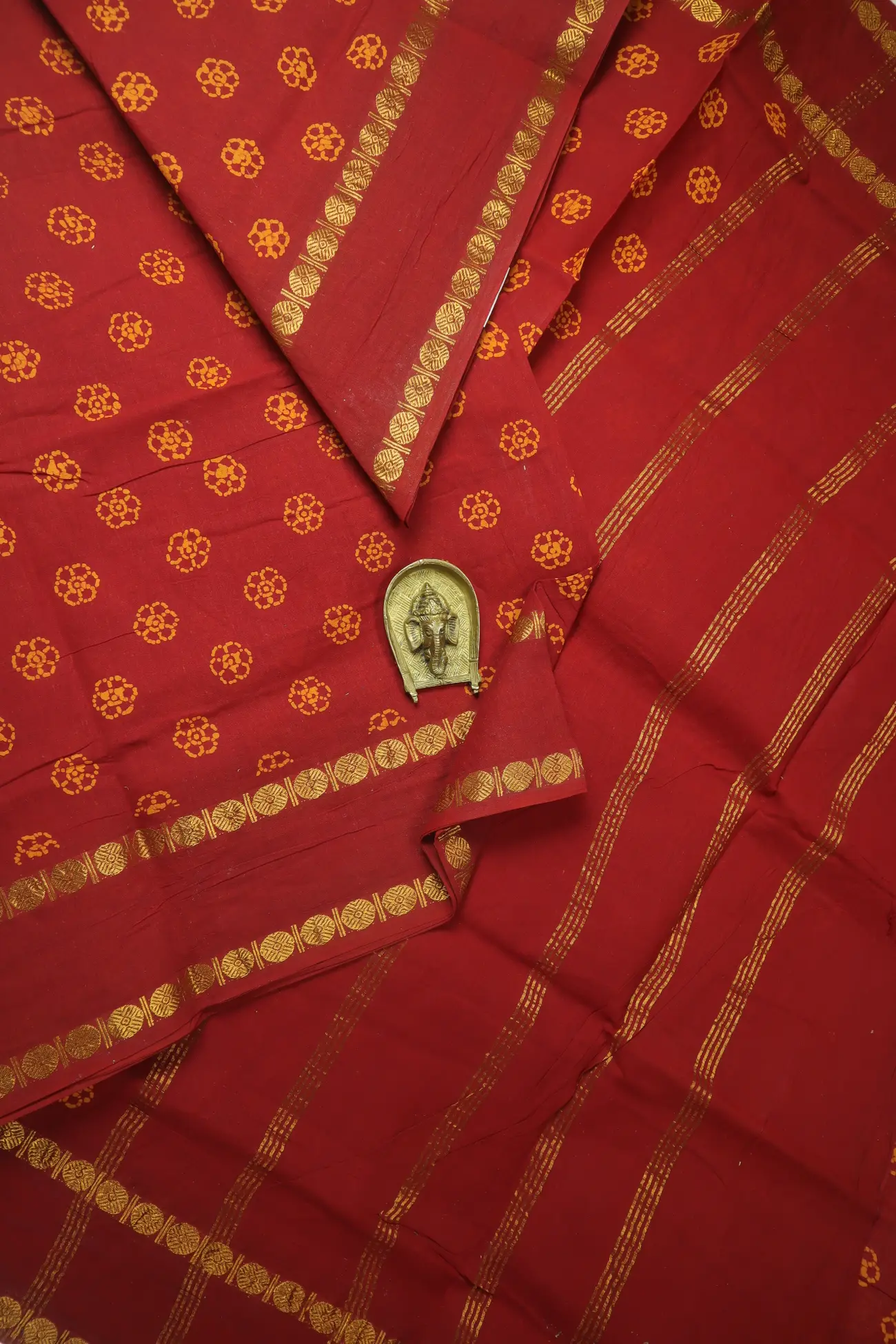 dark-maroon-rettai-pettu-ruthratcham-madurai-sungudi-saree-ss006366-a