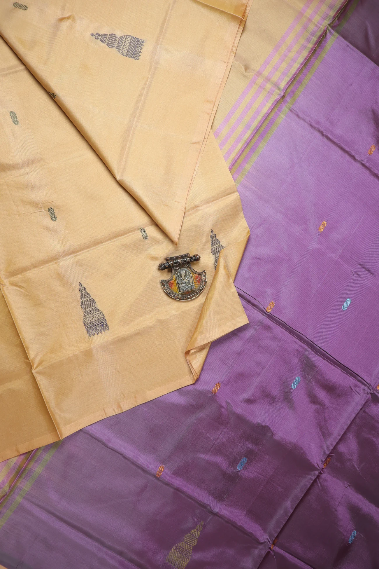 light-salmon-jimikki-kammal-banana-pith-silk-saree-bps000606-a