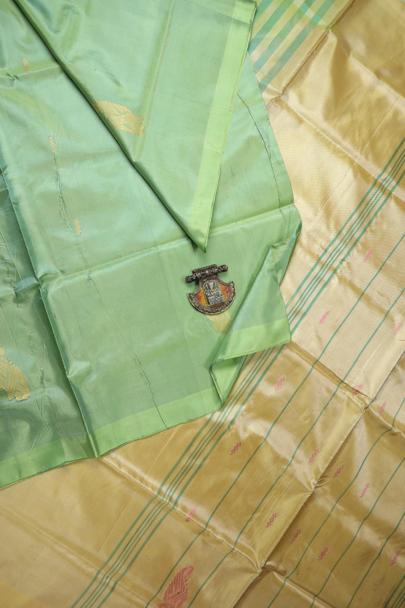 pista-green-mango-banana-pith-silk-saree-bps000600-a