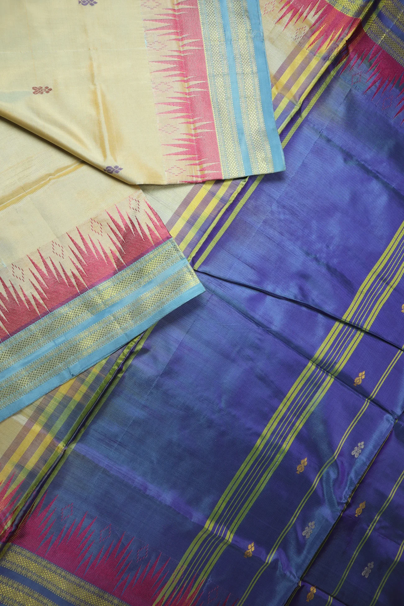 ivory-thalampoo-reku-rettai-pettu-banana-pith-silk-saree-bps000617-b