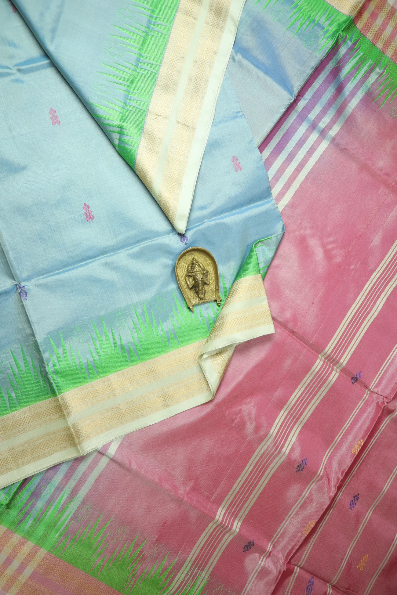 light-sky-blue-thalampoo-reku-rettai-pettu-banana-pith-silk-saree-bps000611-a
