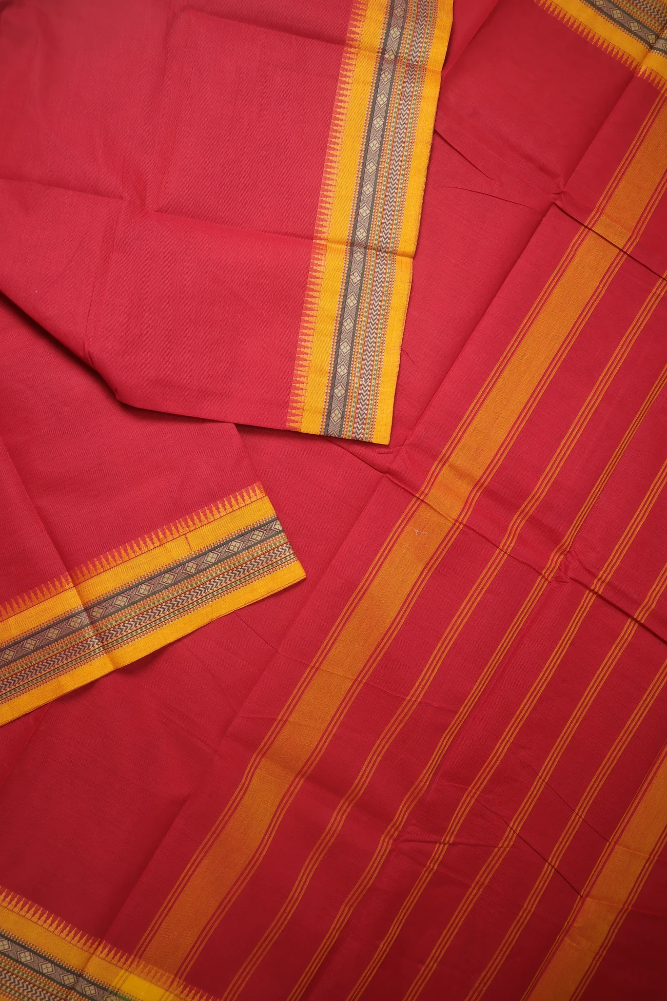 red-temple-diamoned-grand-chettinad-saree-gc002739-b