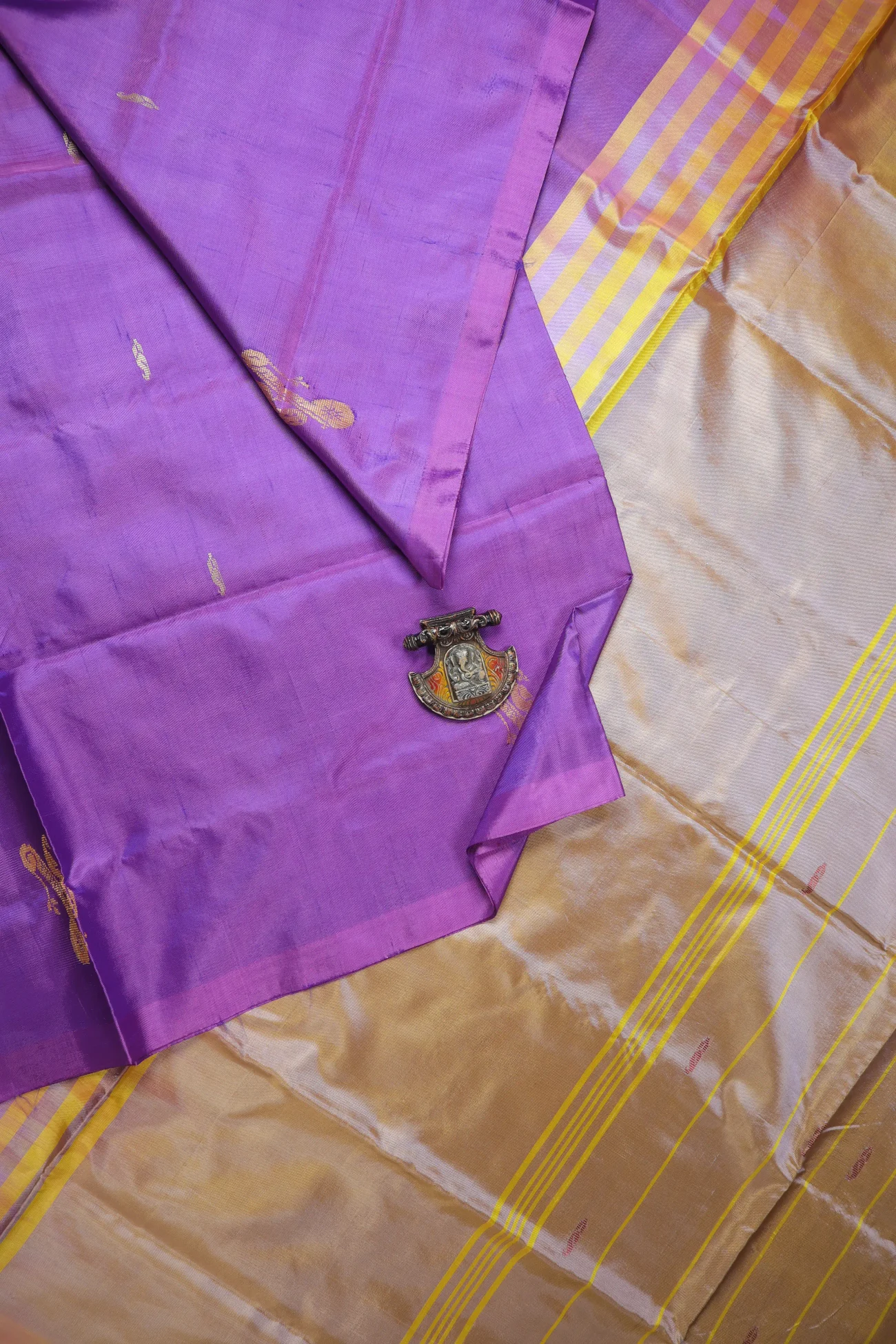 purple-peacock-banana-pith-silk-saree-bps000585-a
