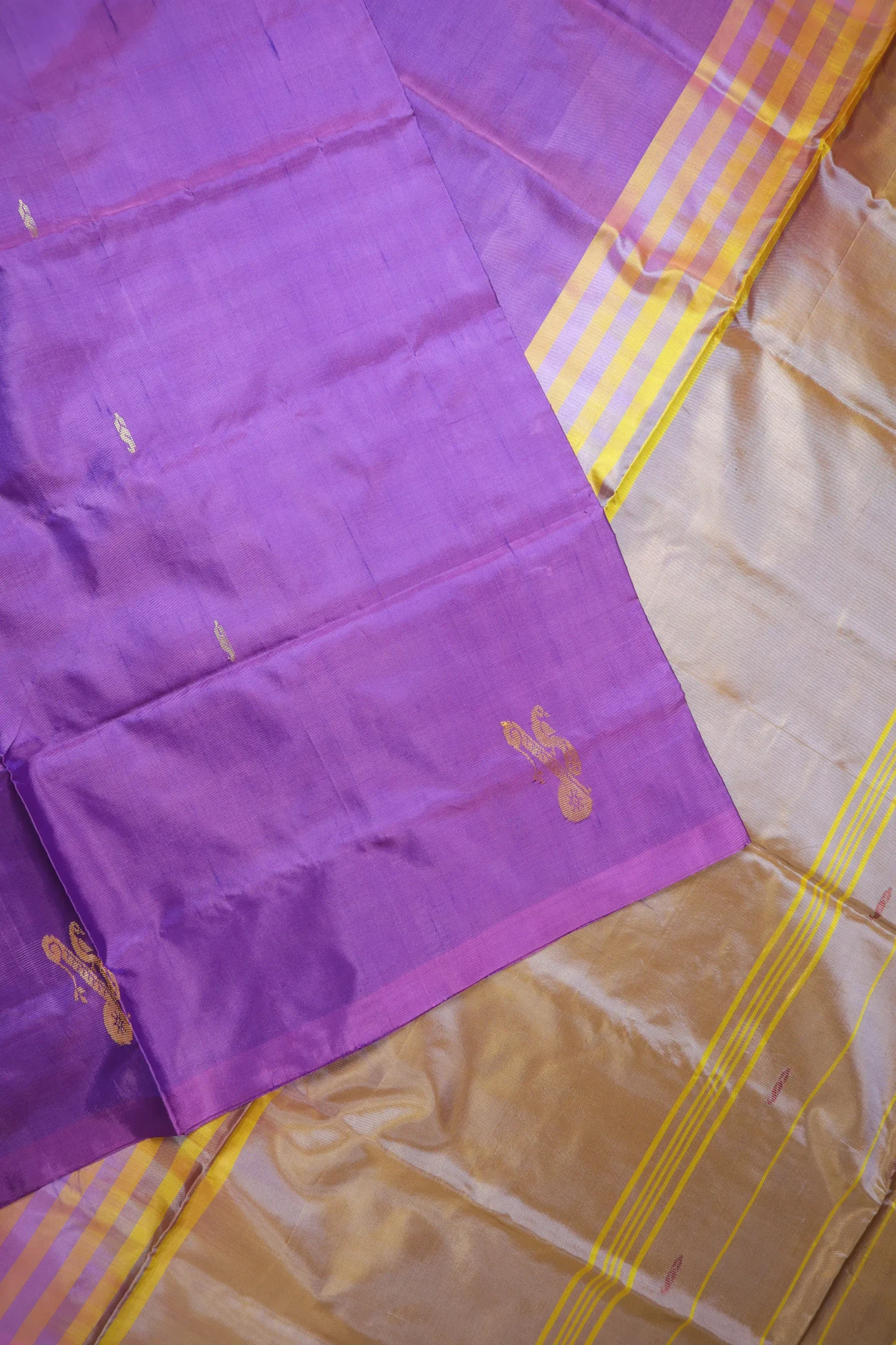 purple-peacock-banana-pith-silk-saree-bps000585-c