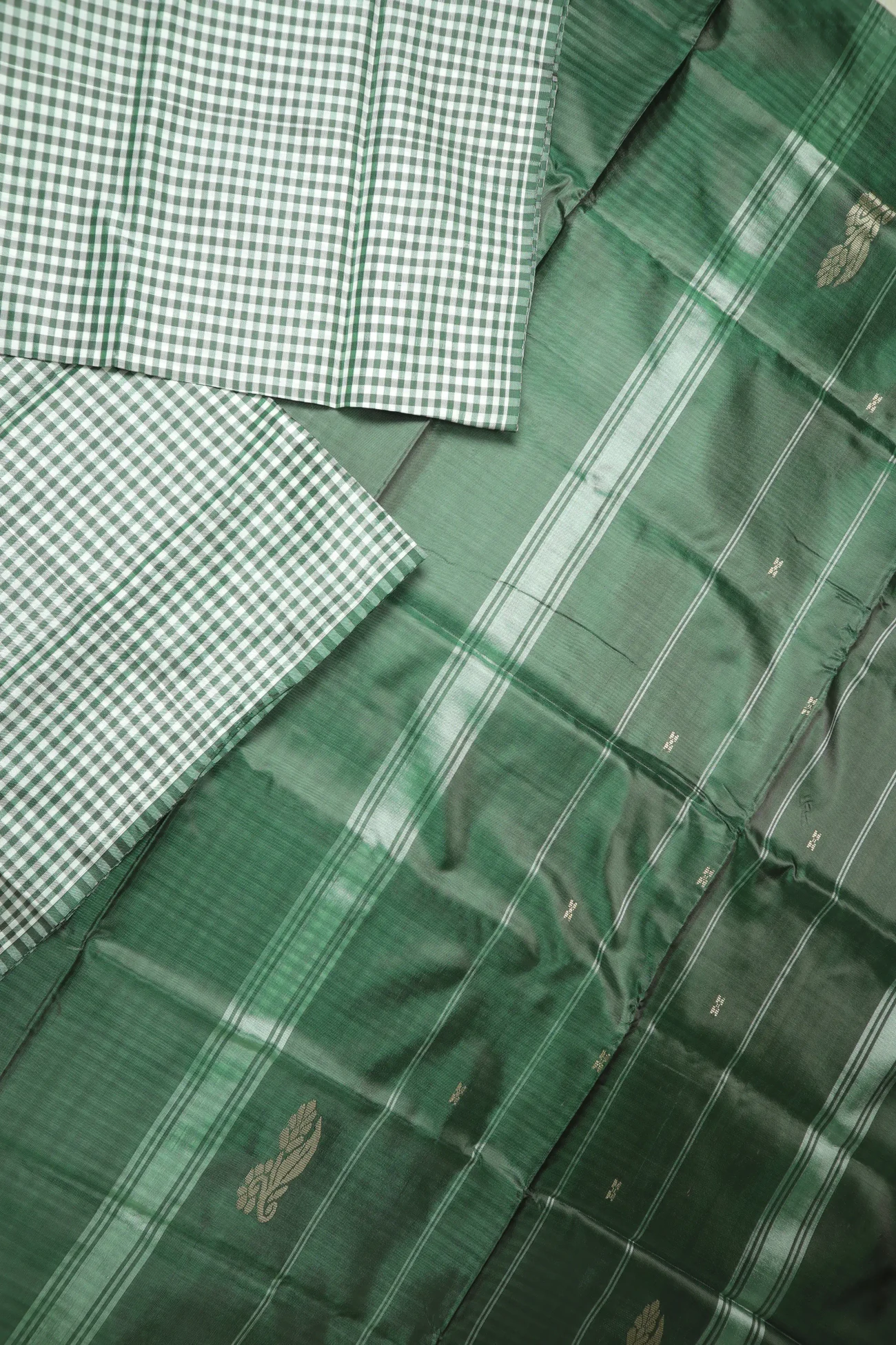 dark-green-checked-banana-pith-silk-saree-bps000642-b