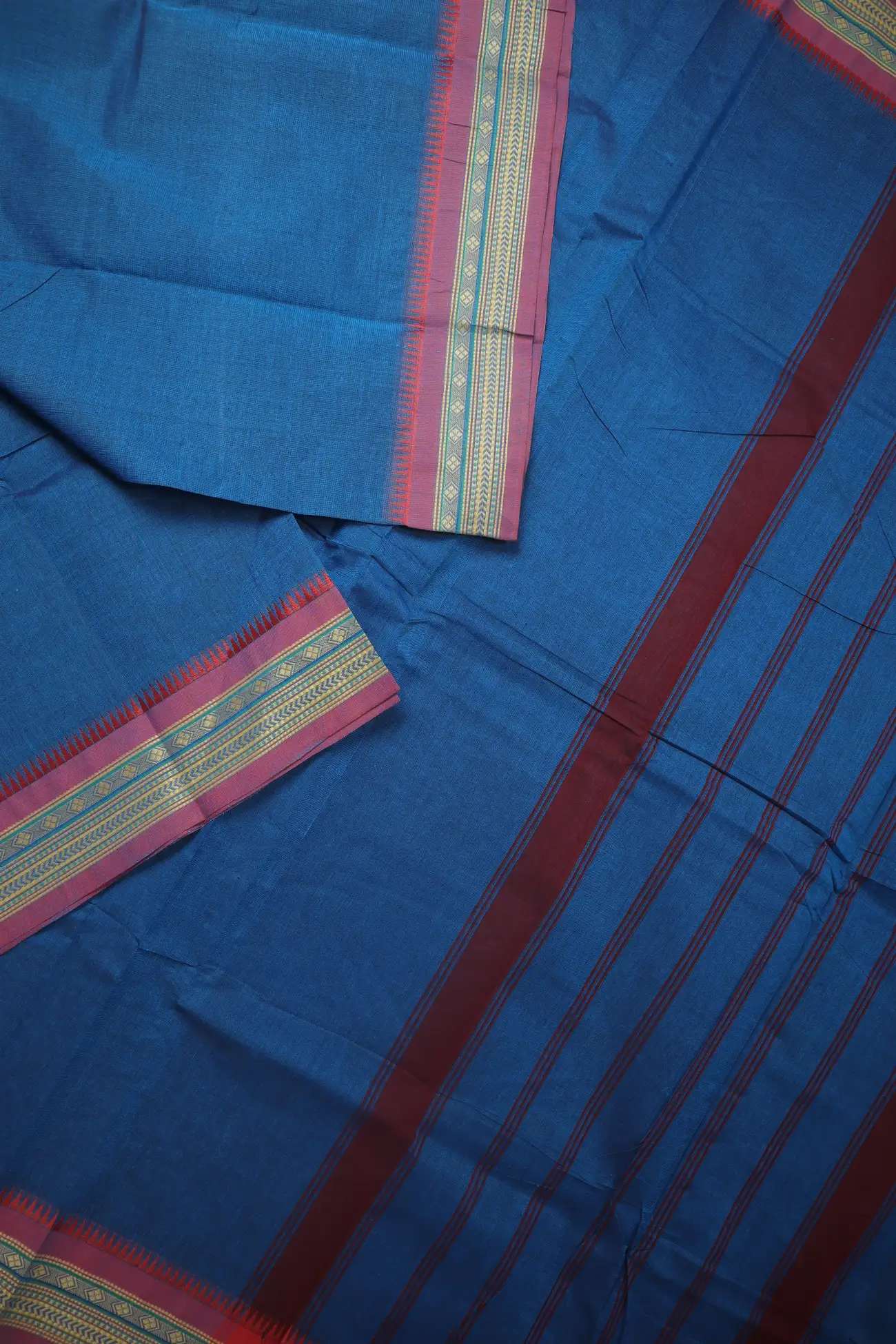 blue-diamoned-temple-grand-chettinad-saree-gc002738-b