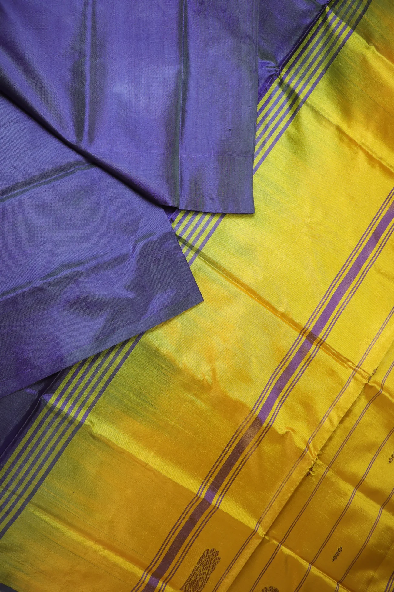 indigo-flower-banana-pith-silk-saree-bps000598-b