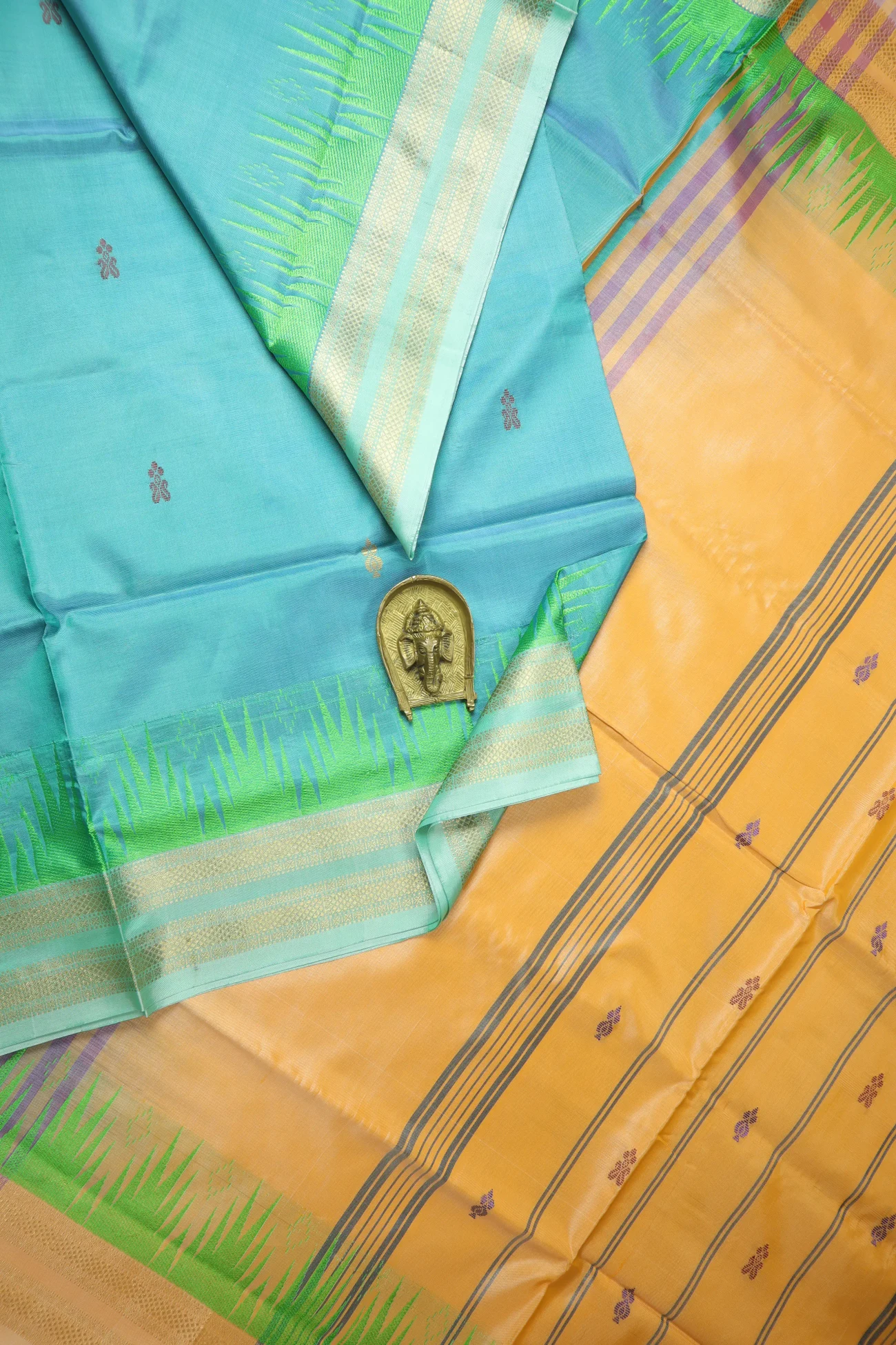 light-sea-green-thalampoo-reku-rettai-pettu-banana-pith-silk-saree-bps000610-a