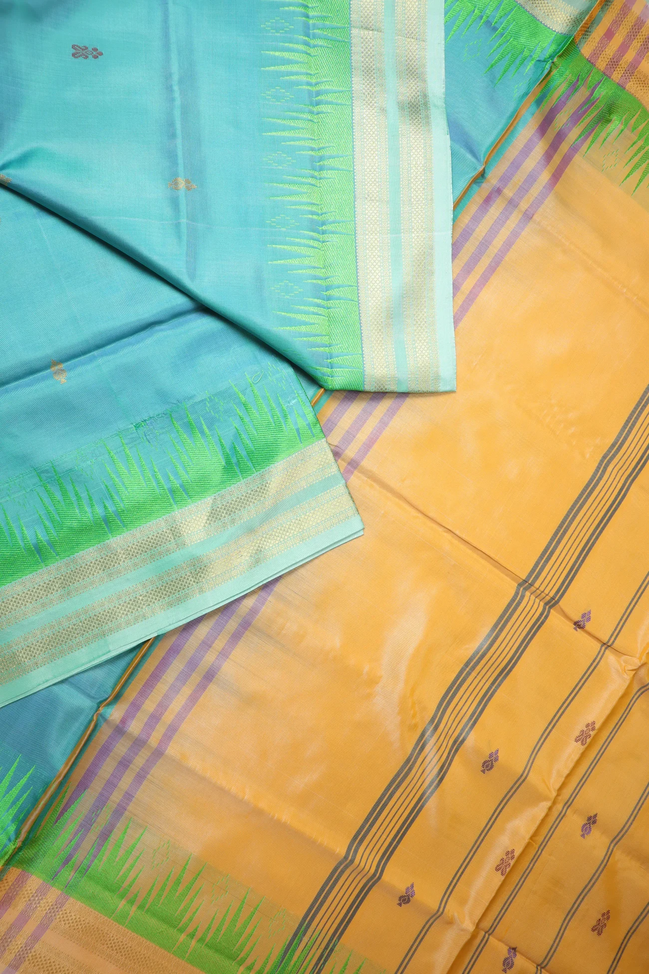 light-sea-green-thalampoo-reku-rettai-pettu-banana-pith-silk-saree-bps000610-b