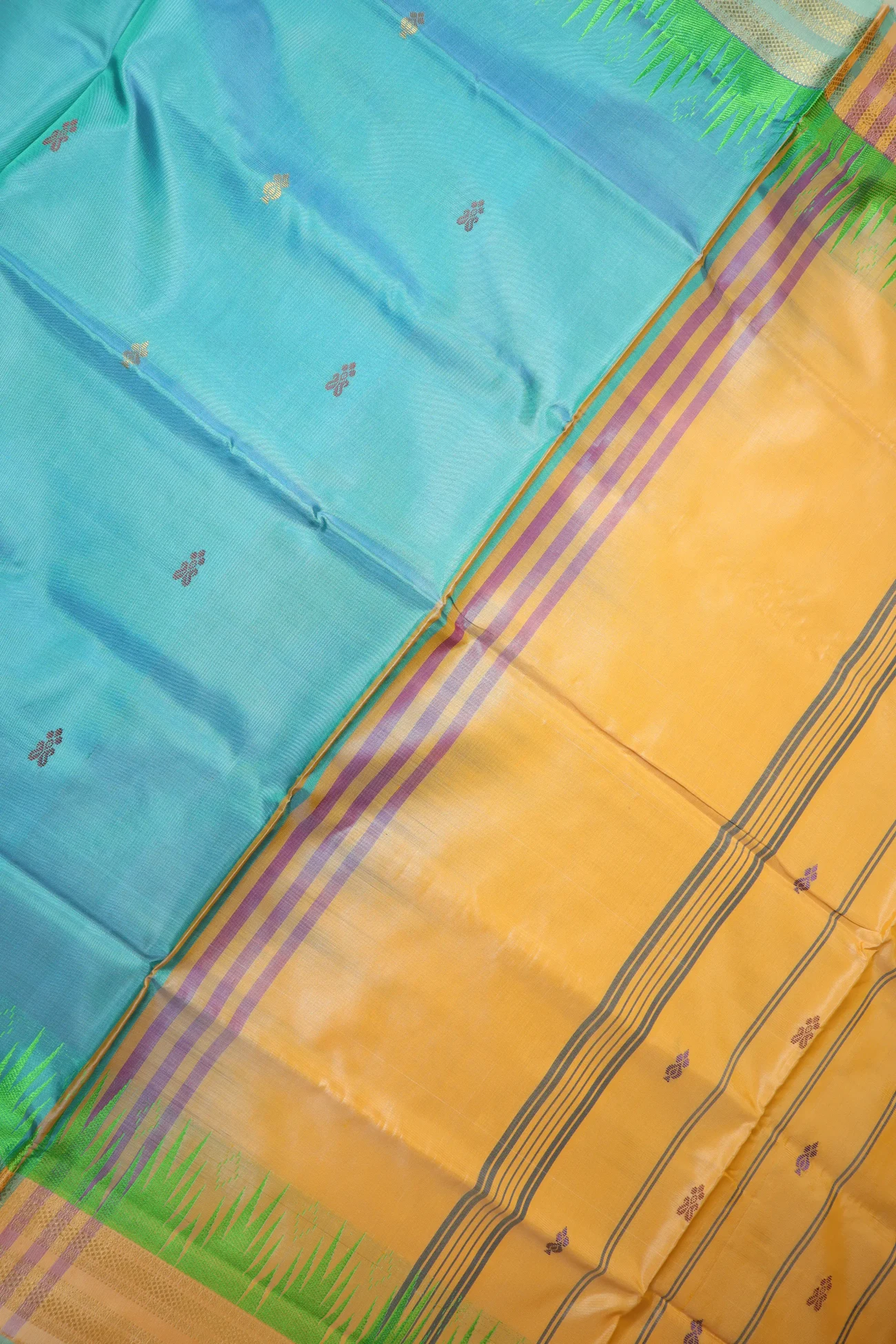 light-sea-green-thalampoo-reku-rettai-pettu-banana-pith-silk-saree-bps000610-c