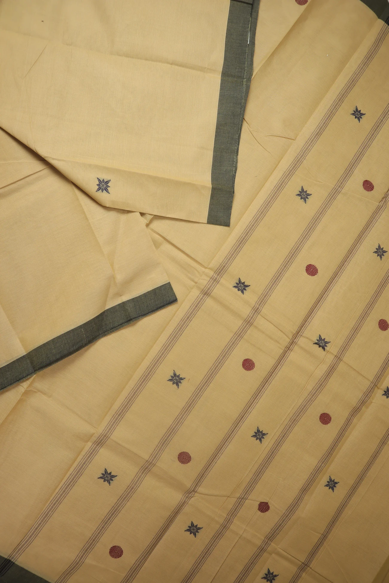 white-star-ruthratcham-grand-chettinad-saree-gc002693-b