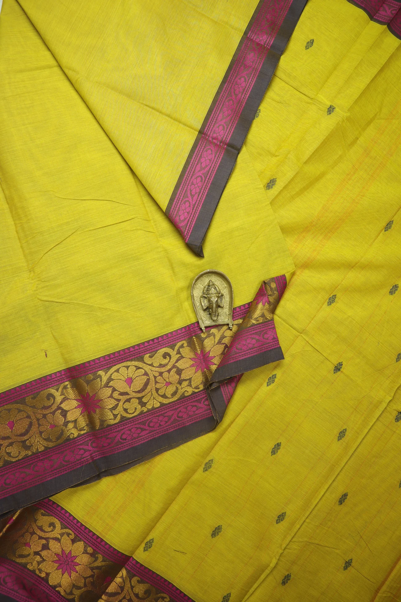 gold-flower-grand-chettinad-saree-gc002657-a