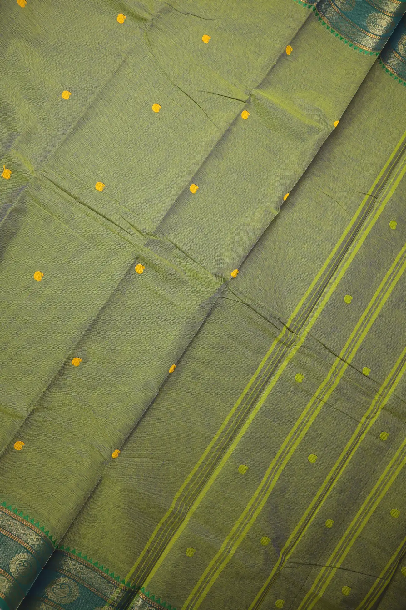 olive-drab-mango-grand-chettinad-saree-gc002642-c