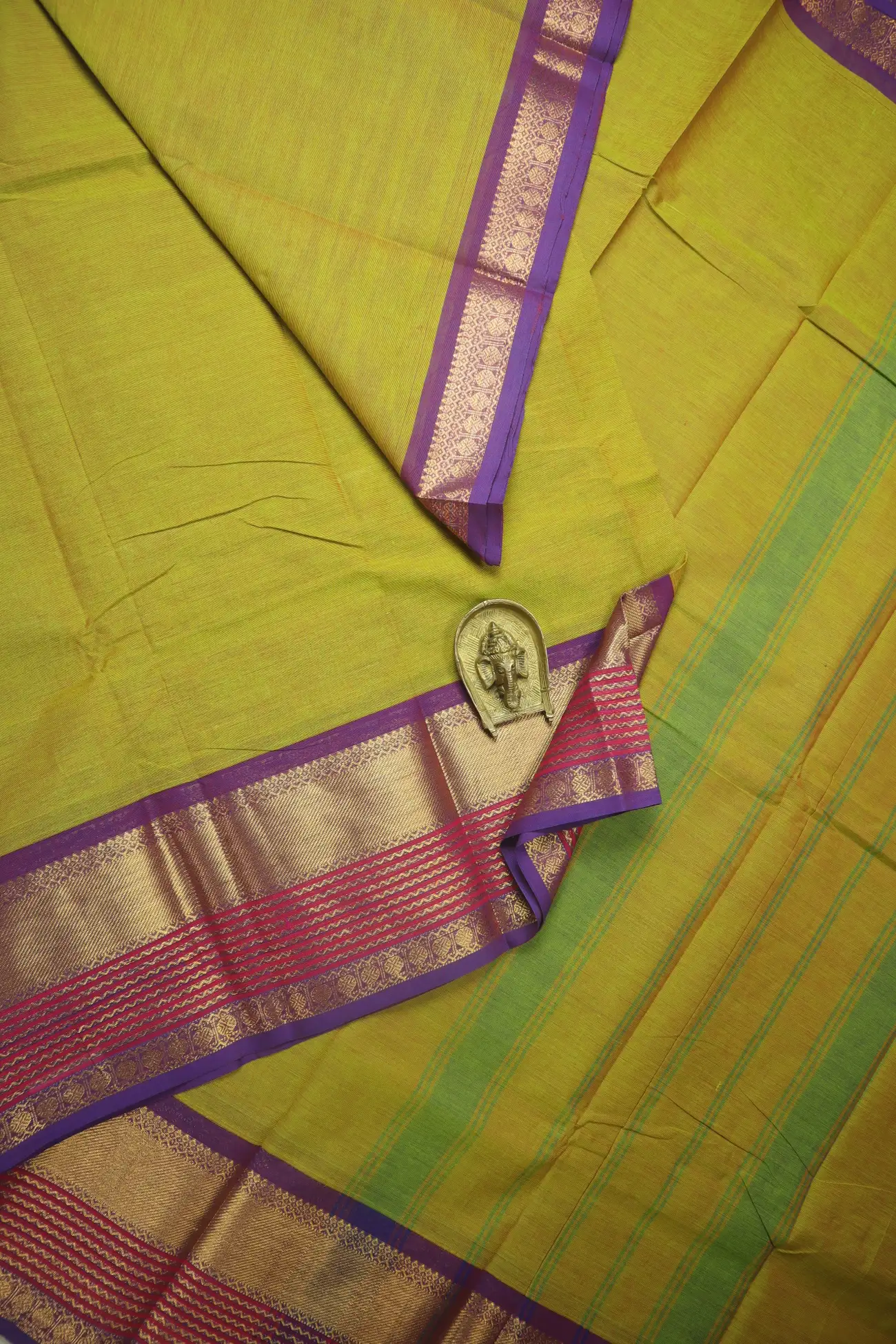 olive-ruthratcham-zigzag-grand-chettinad-saree-gc002731-a