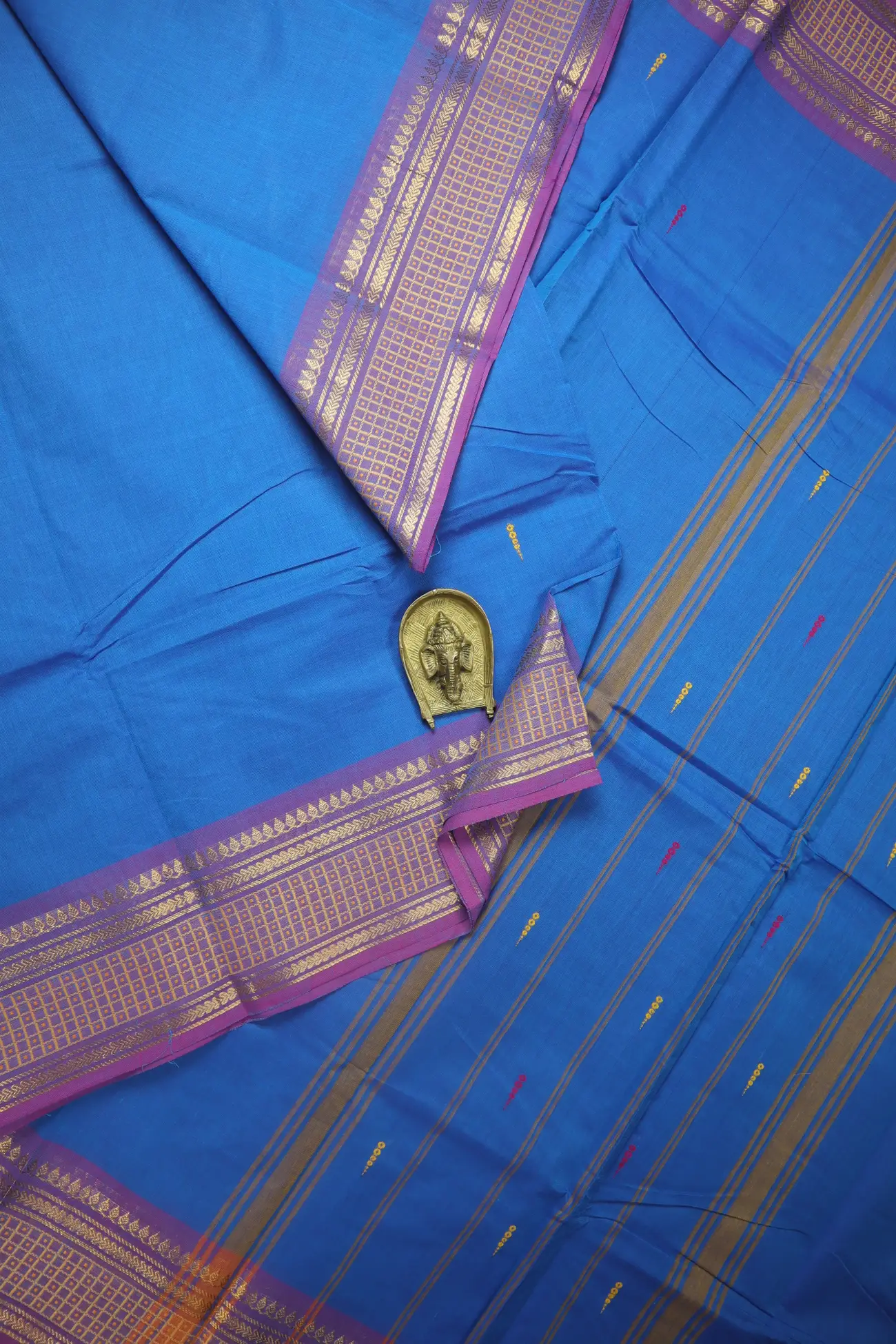 blue-rain-drops-mallimokku-grand-chettinad-saree-gc002695-a