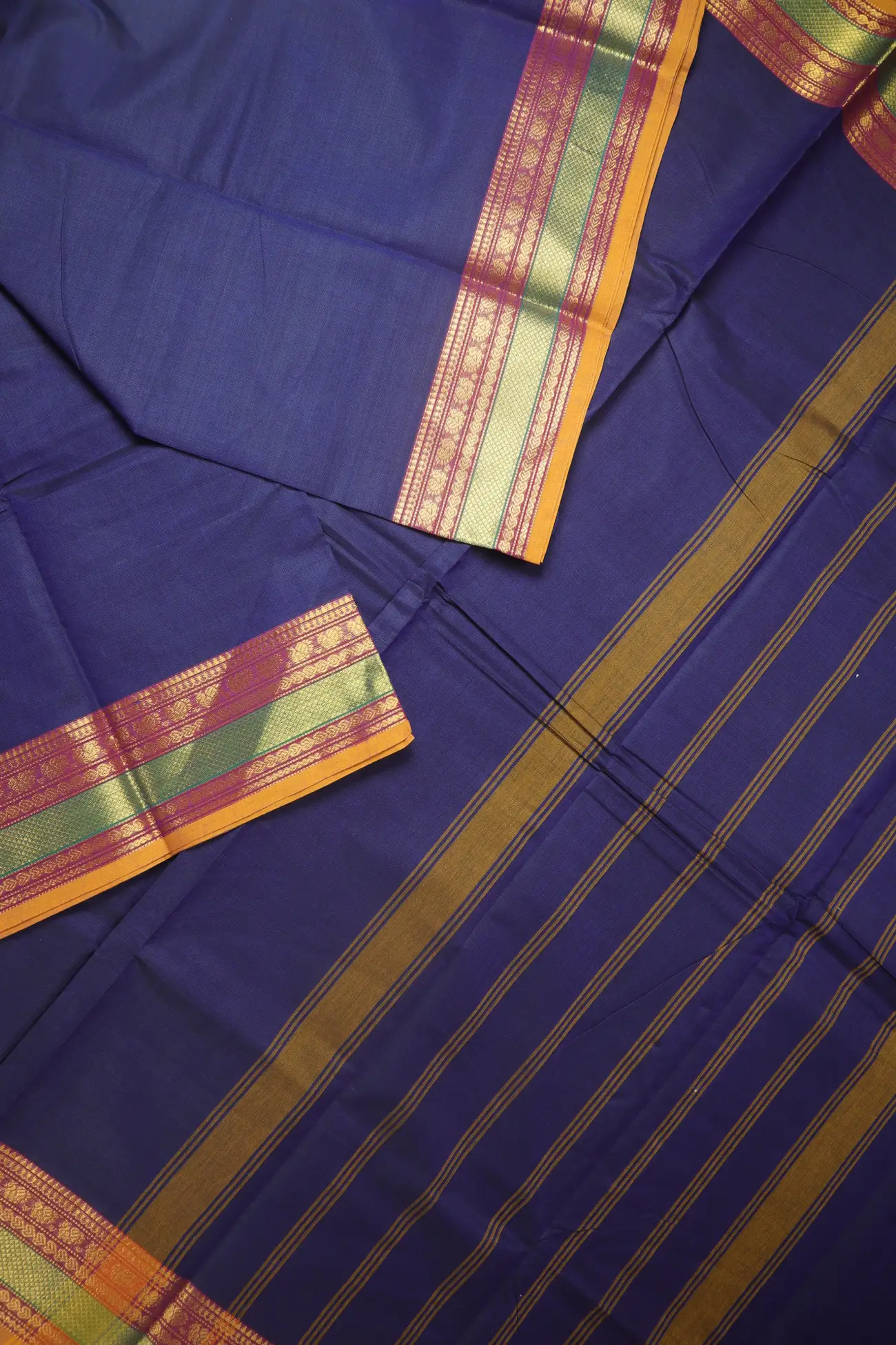 navy-peacock-heart-grand-chettinad-saree-gc002827-b