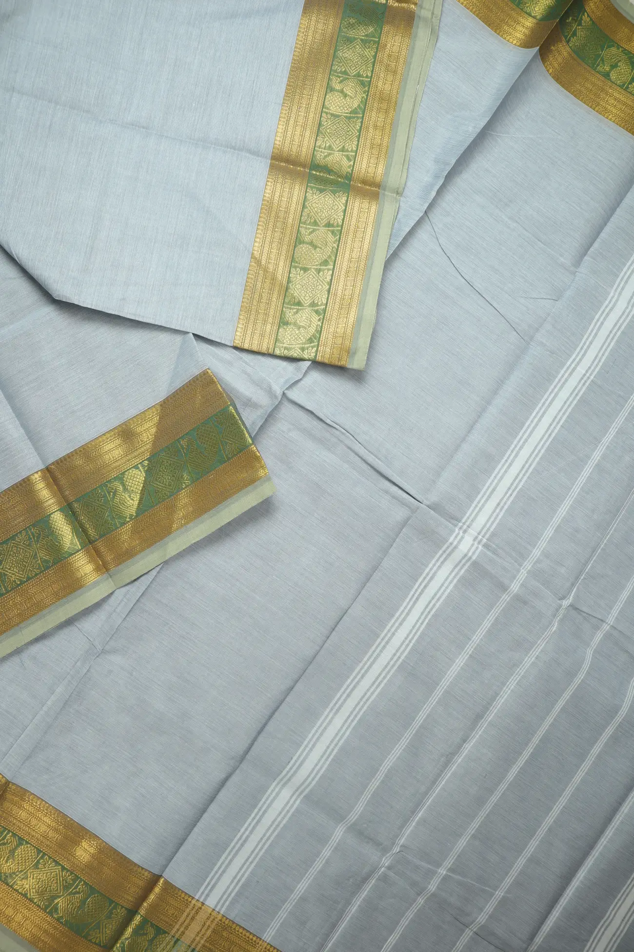 light-gray-peacock-grand-chettinad-saree-gc002823-b