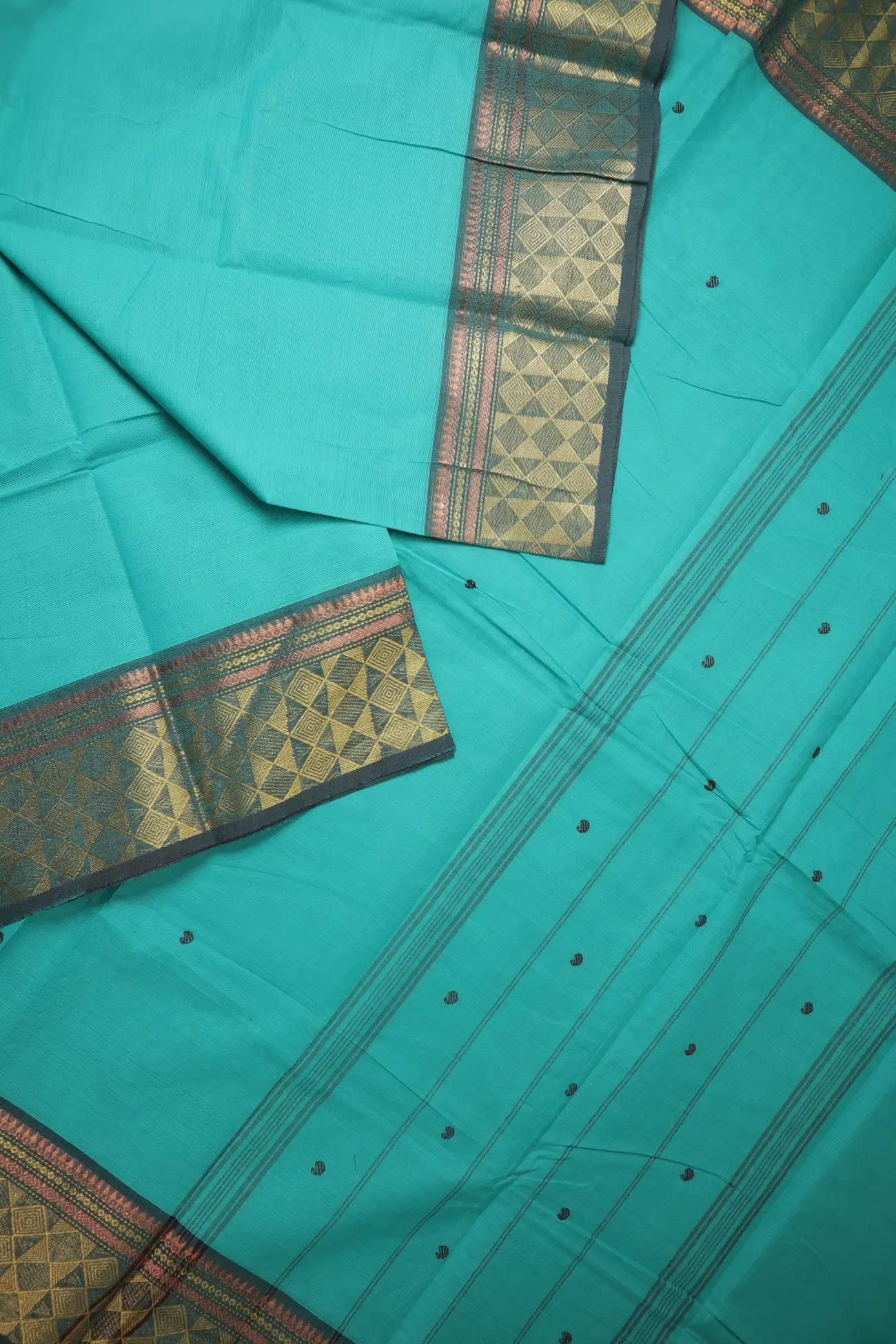 dark-turquoise-diamoned-grand-chettinad-saree-gc002708-b