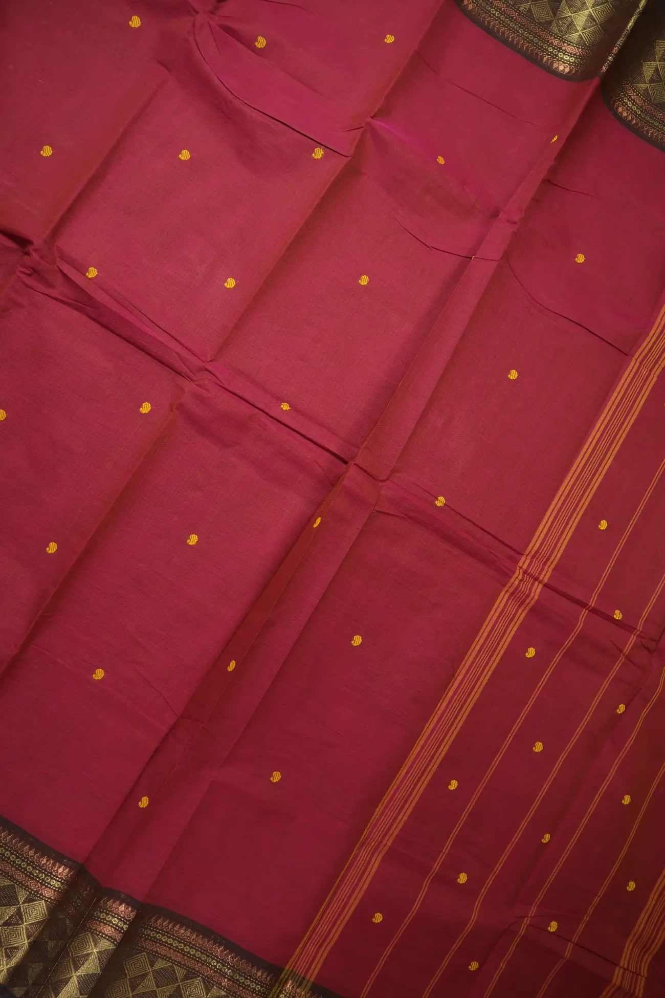 crimson-diamoned-grand-chettinad-saree-gc002717-c