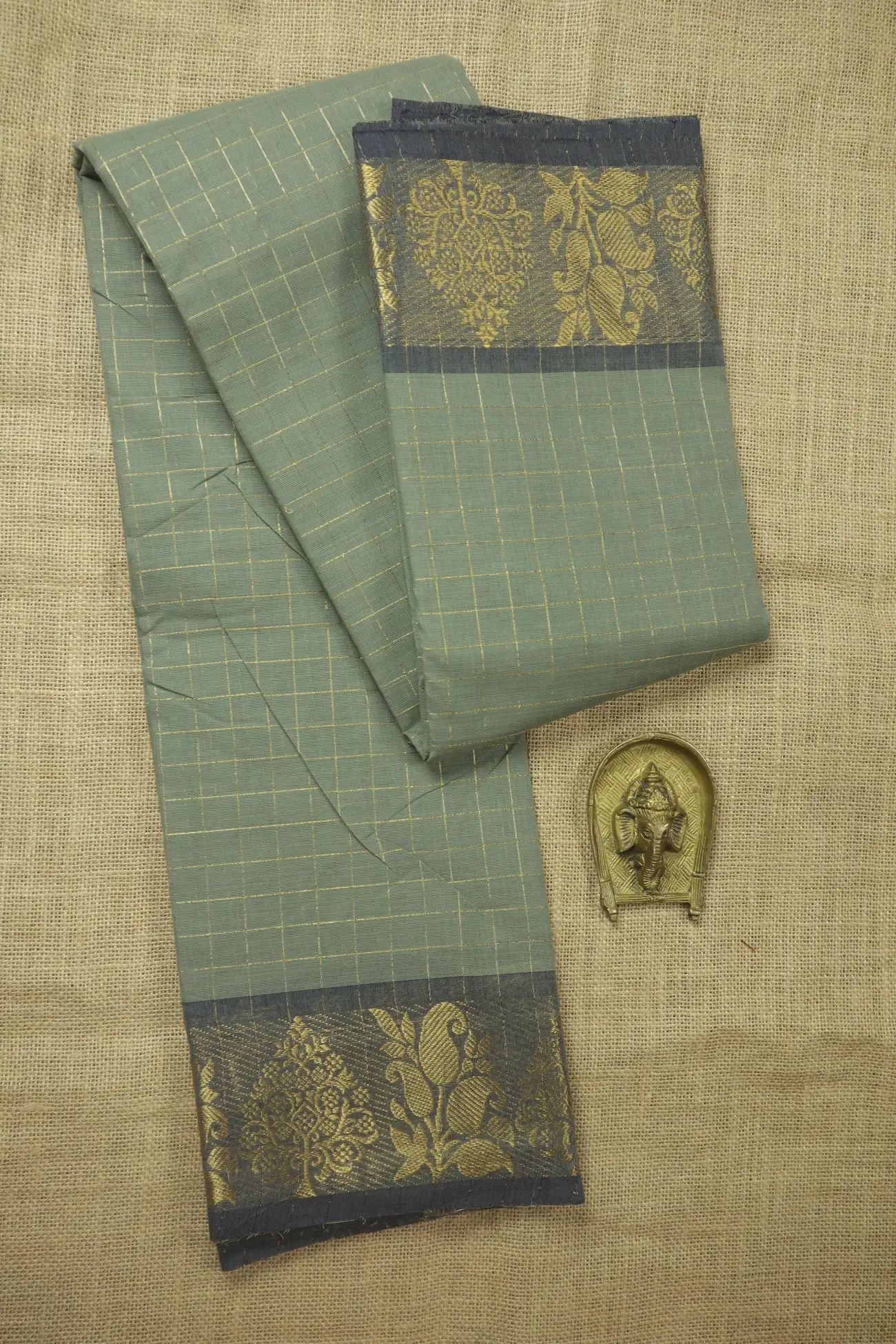 gray-tree-mango-madurai-sungudi-saree-ss006493-a