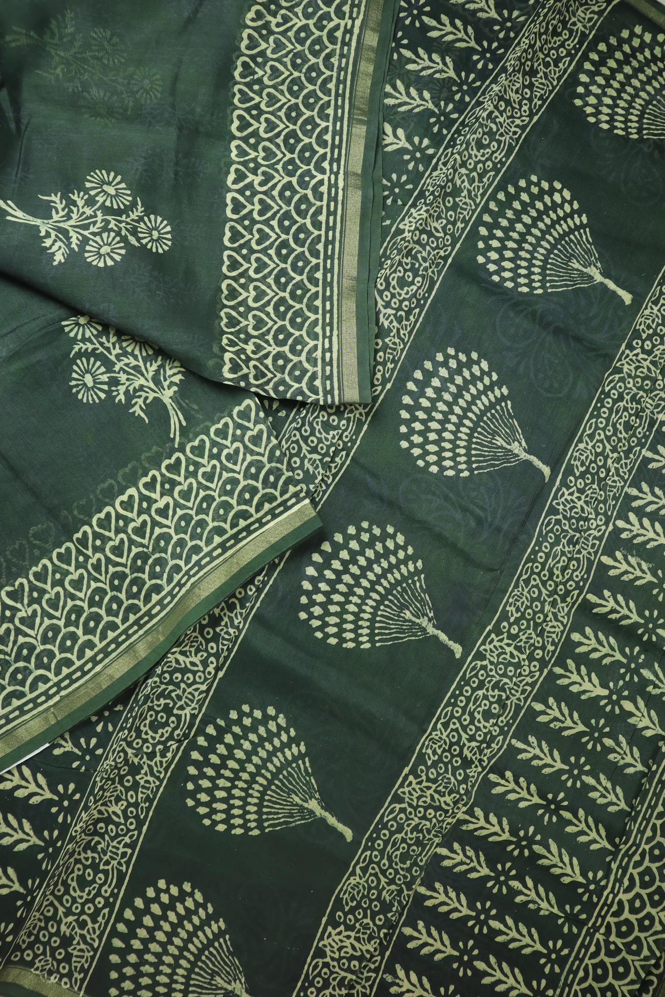 dark-green-flower-chanderi-silk-saree-cs000645-b