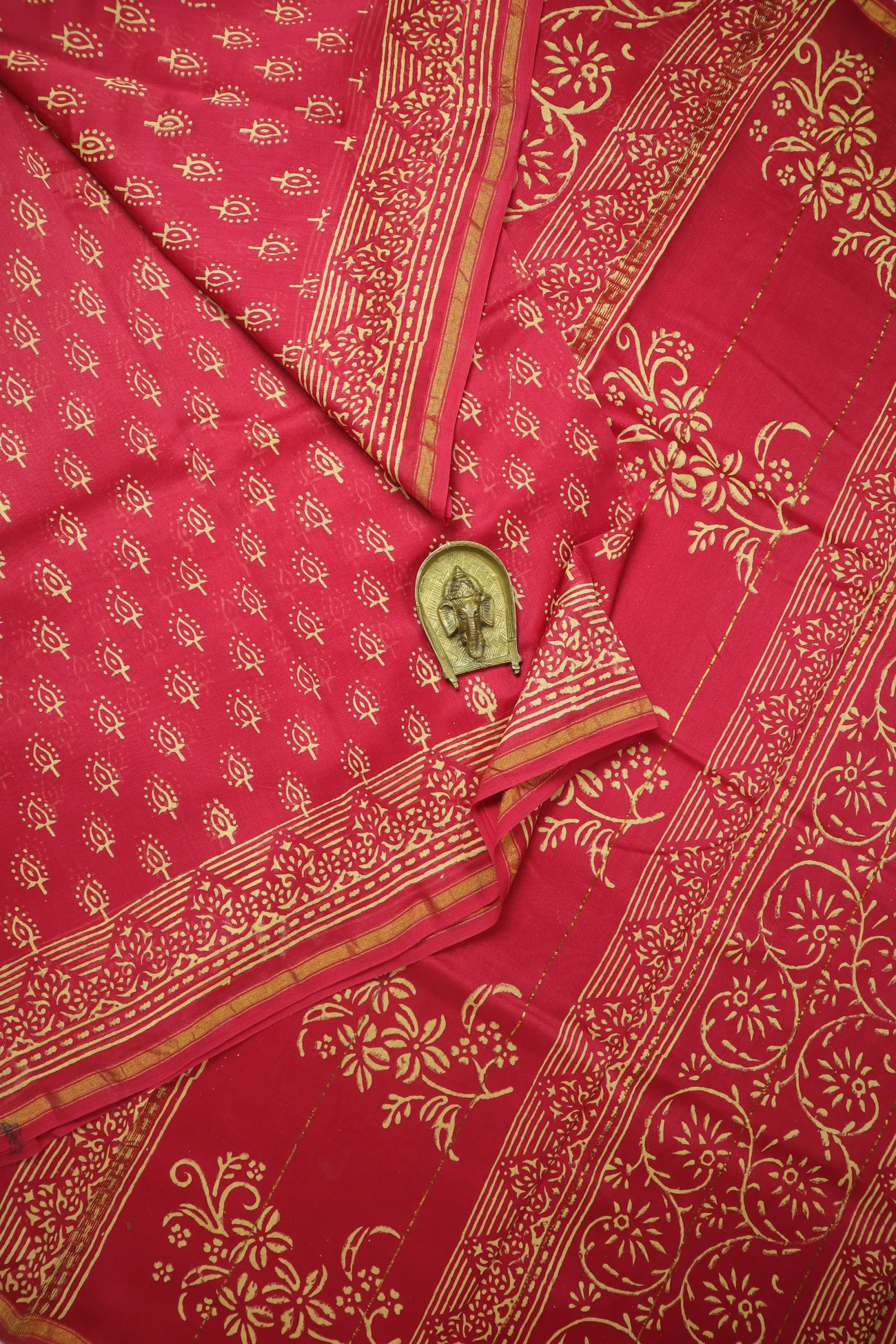 red-flower-chanderi-silk-saree-cs000642-a