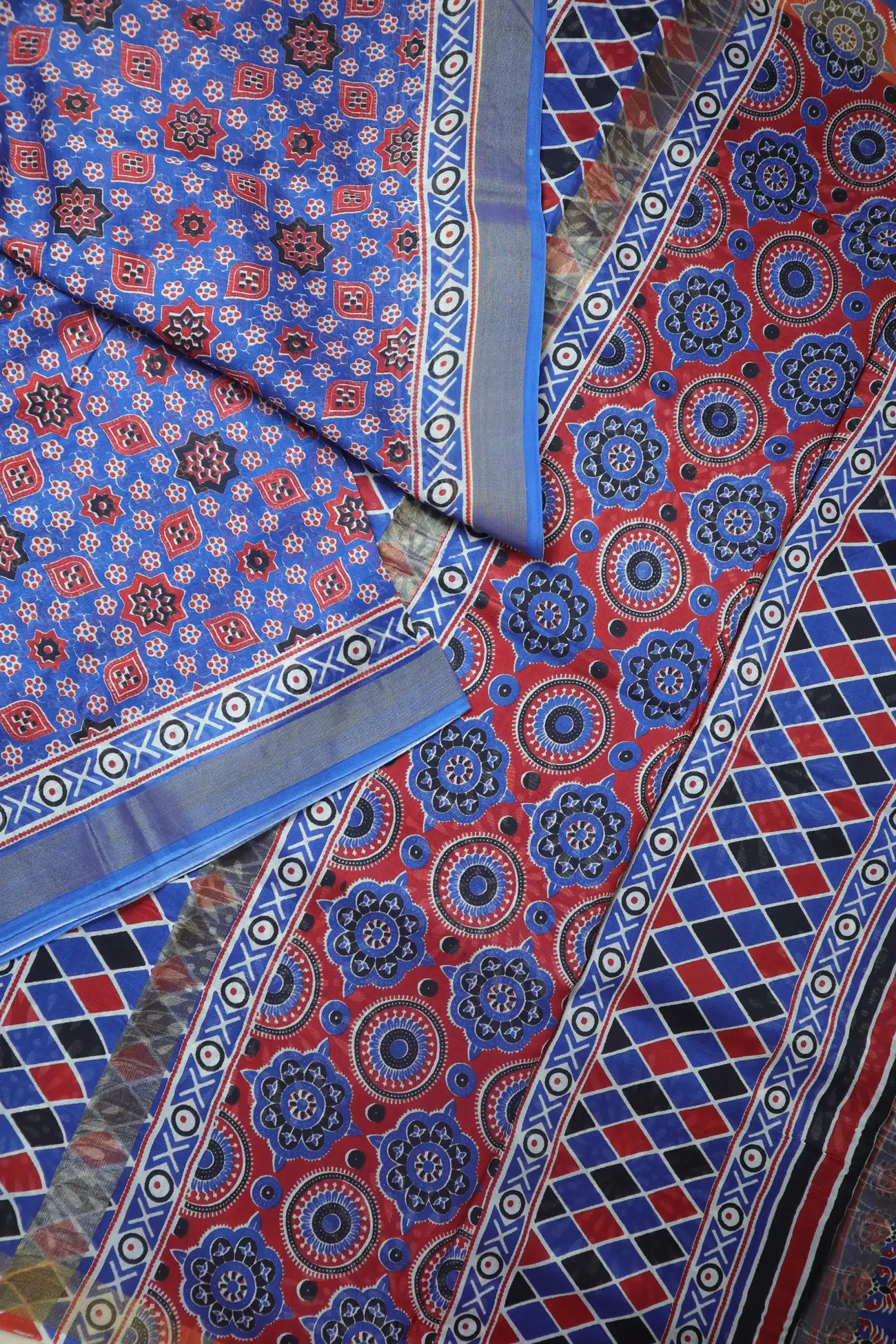 blue-flower-chanderi-silk-saree-cs000654-b