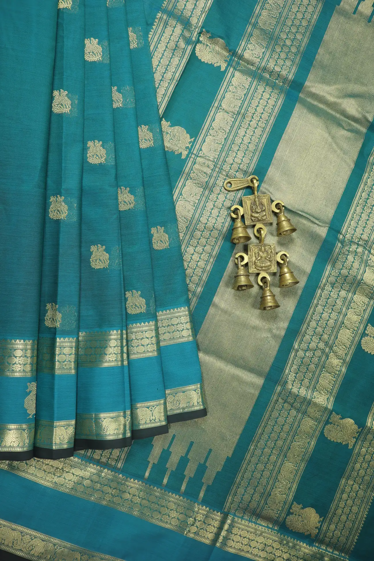 teal-peacock-elephant-flying-horse-kanchi-silk-cotton-saree-sc003121-a
