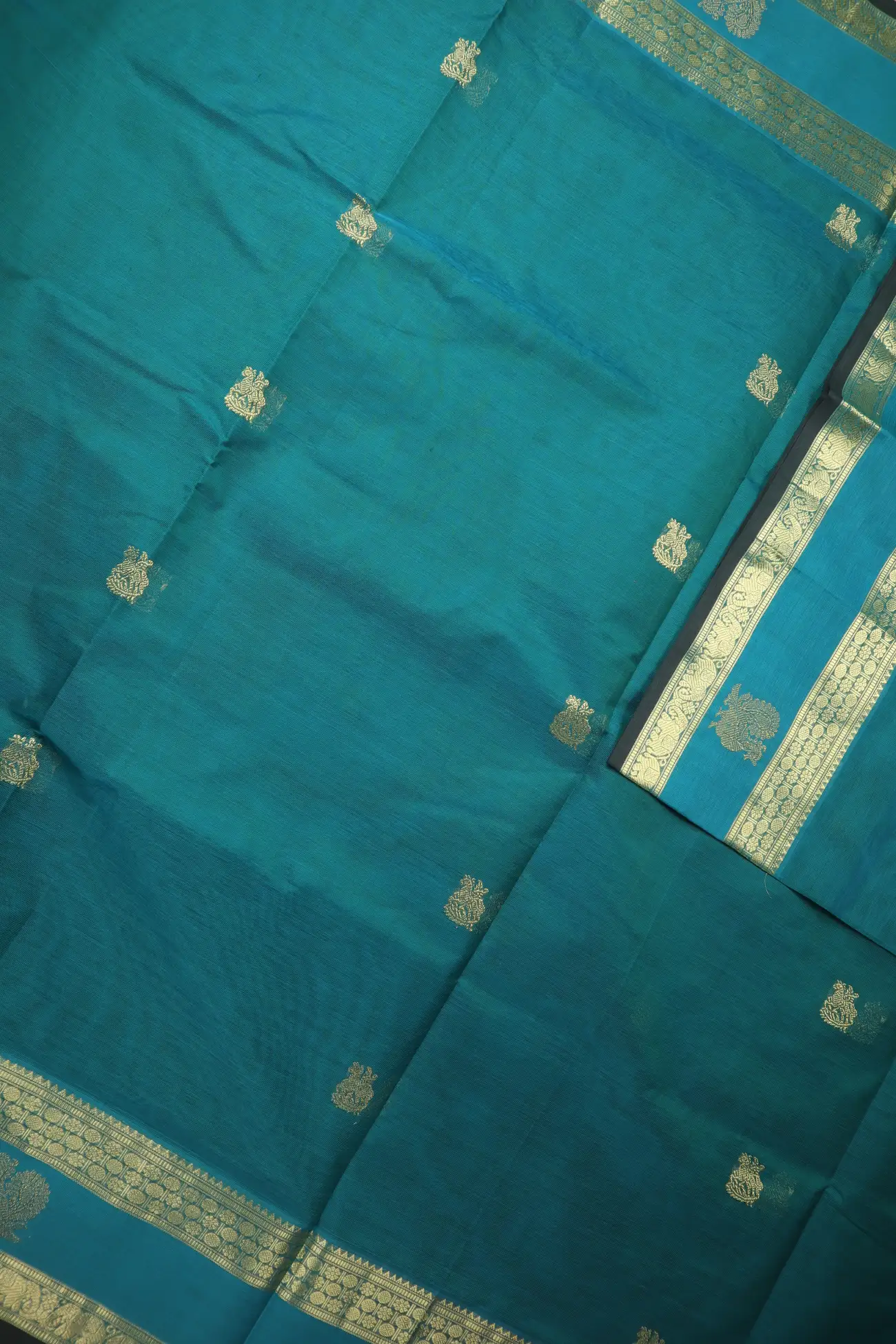 teal-peacock-elephant-flying-horse-kanchi-silk-cotton-saree-sc003121-d