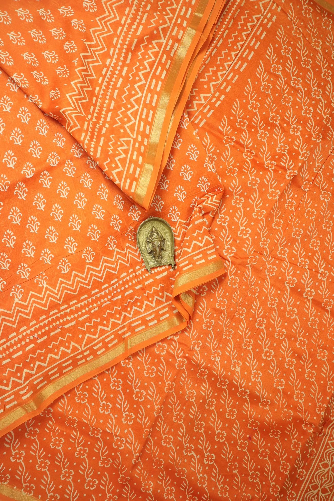 orange-flower-chanderi-silk-saree-cs000647-a