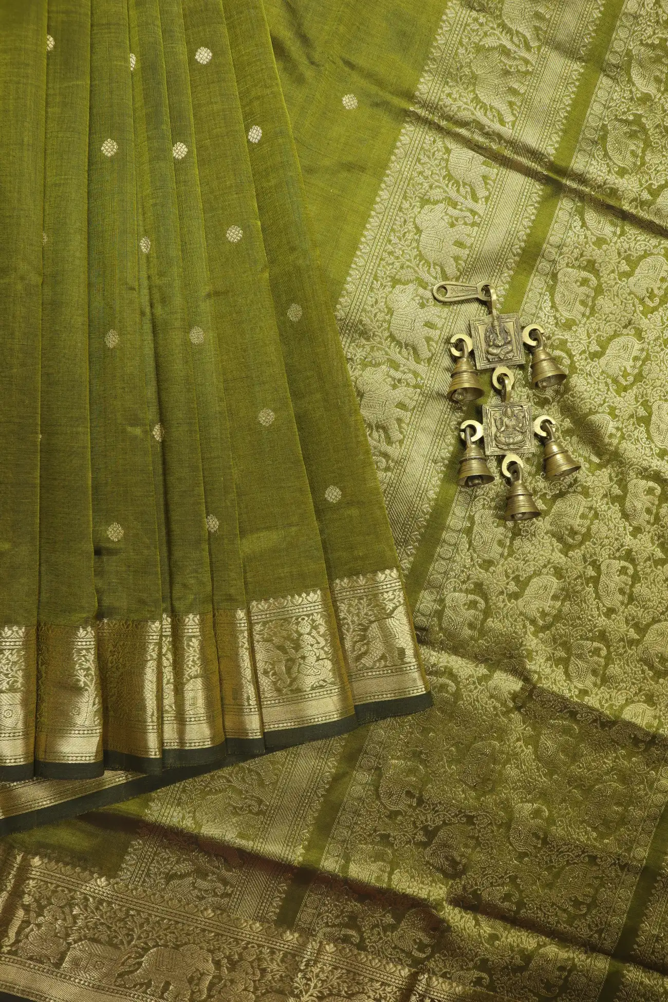 green-gollabama-elephant-kanchi-silk-cotton-saree-sc003118-a