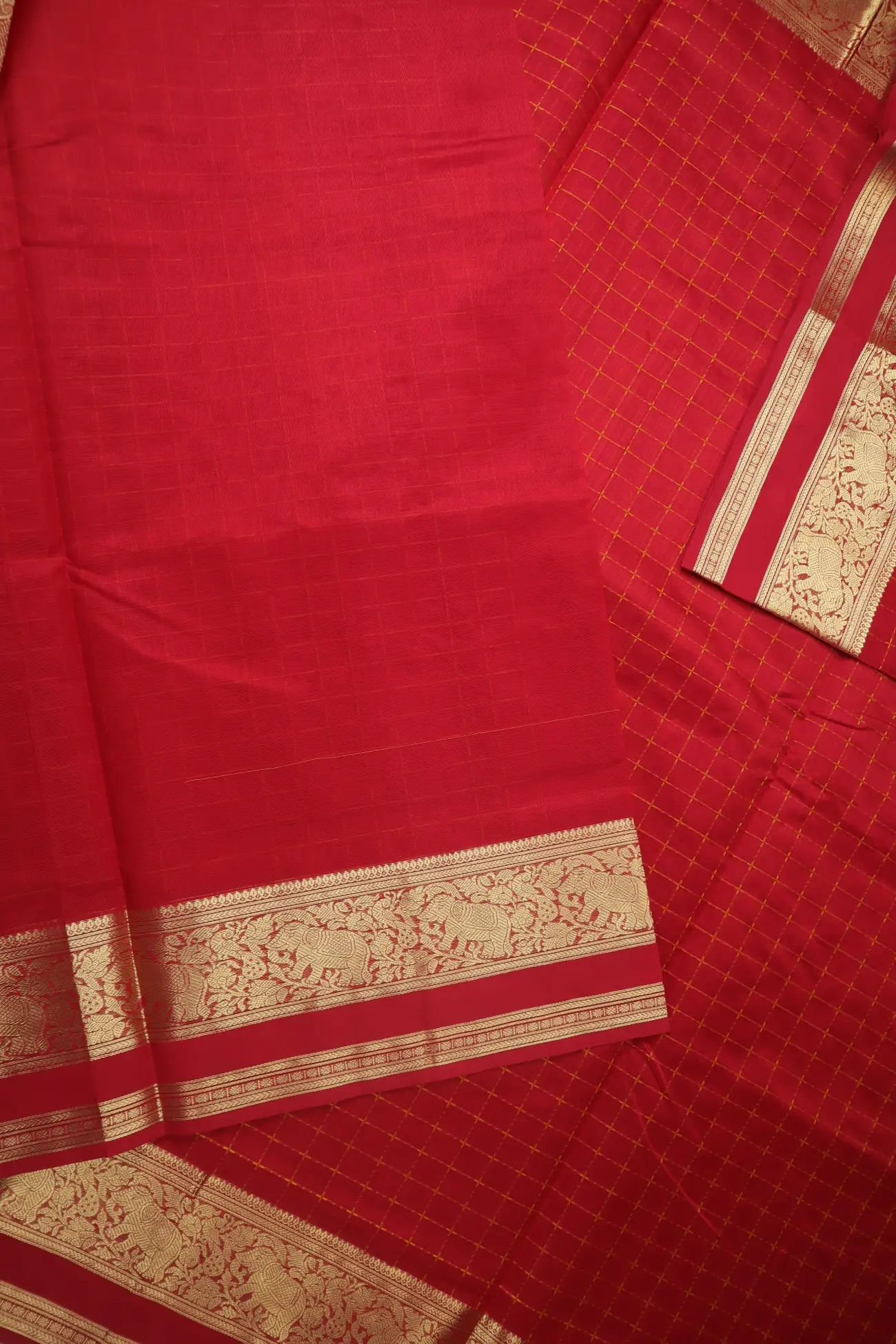 red-plus-checked-elephant-kanchi-silk-cotton-saree-sc003117-e