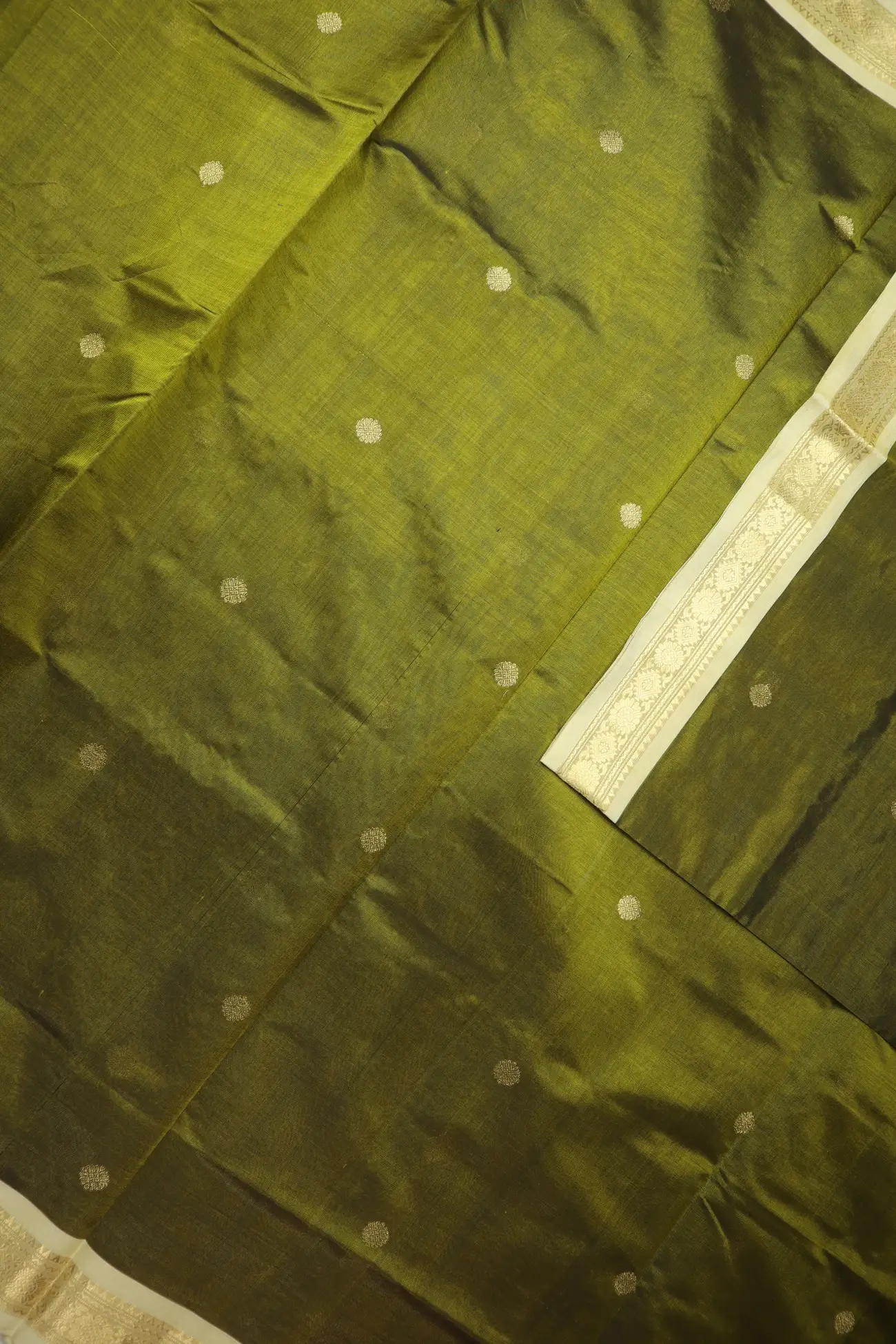 green-mango-flower-kanchi-silk-cotton-saree-sc003080-c